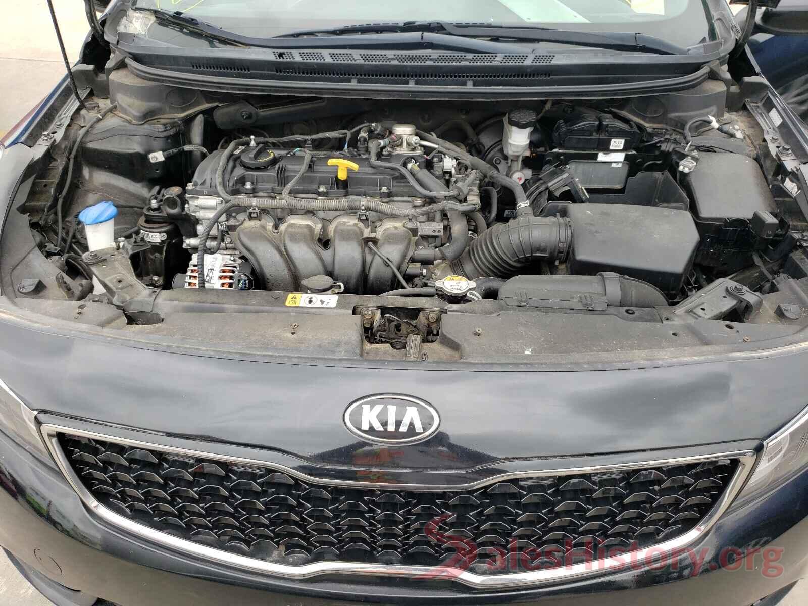 KNAFK5A84H5705370 2017 KIA FORTE