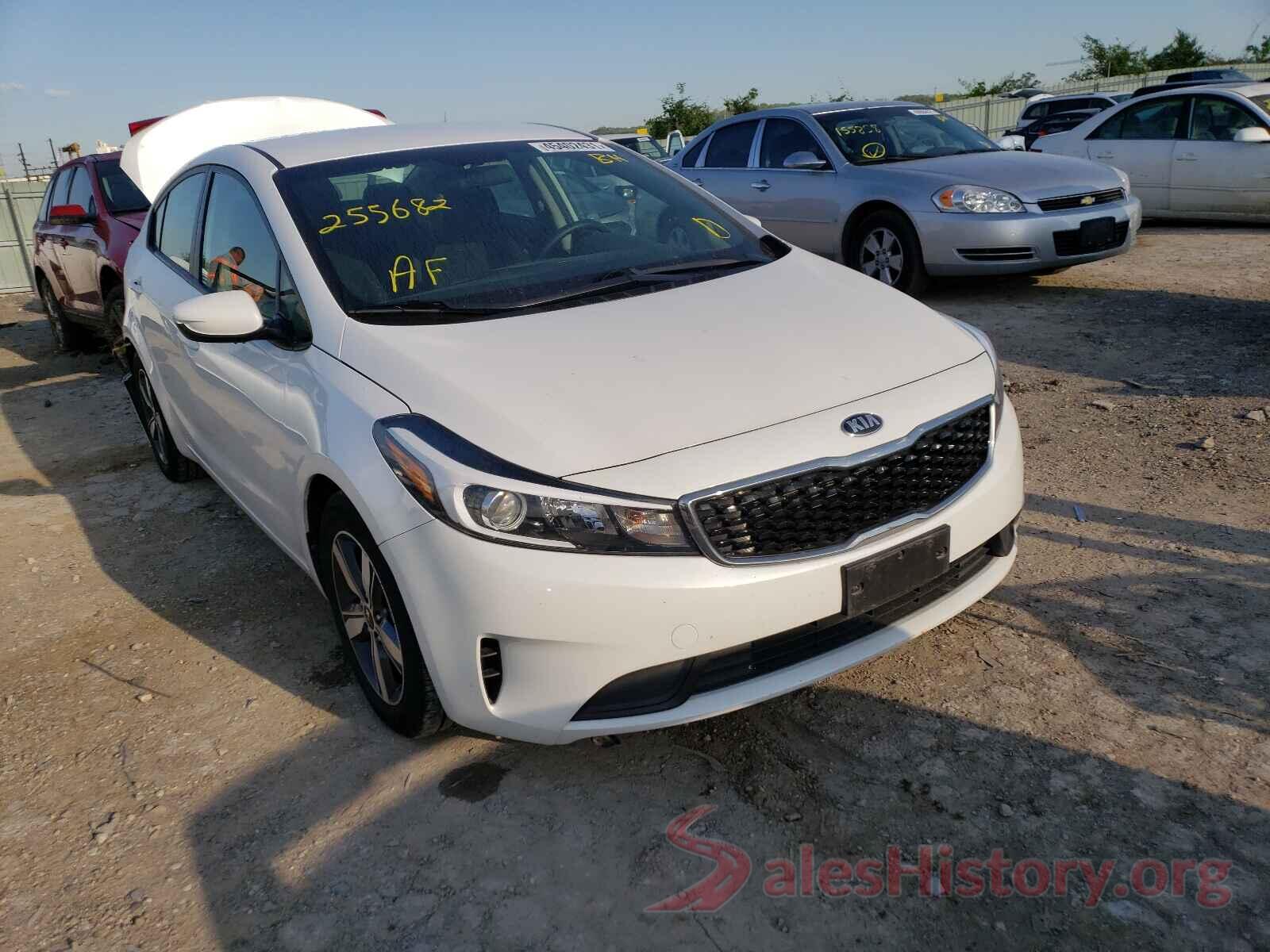 3KPFL4A72JE255682 2018 KIA FORTE