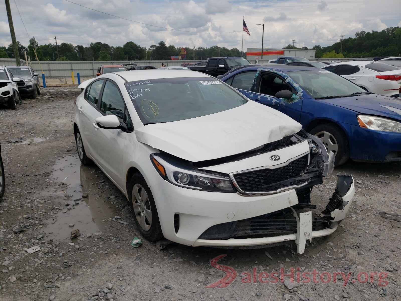 3KPFK4A76HE028587 2017 KIA FORTE