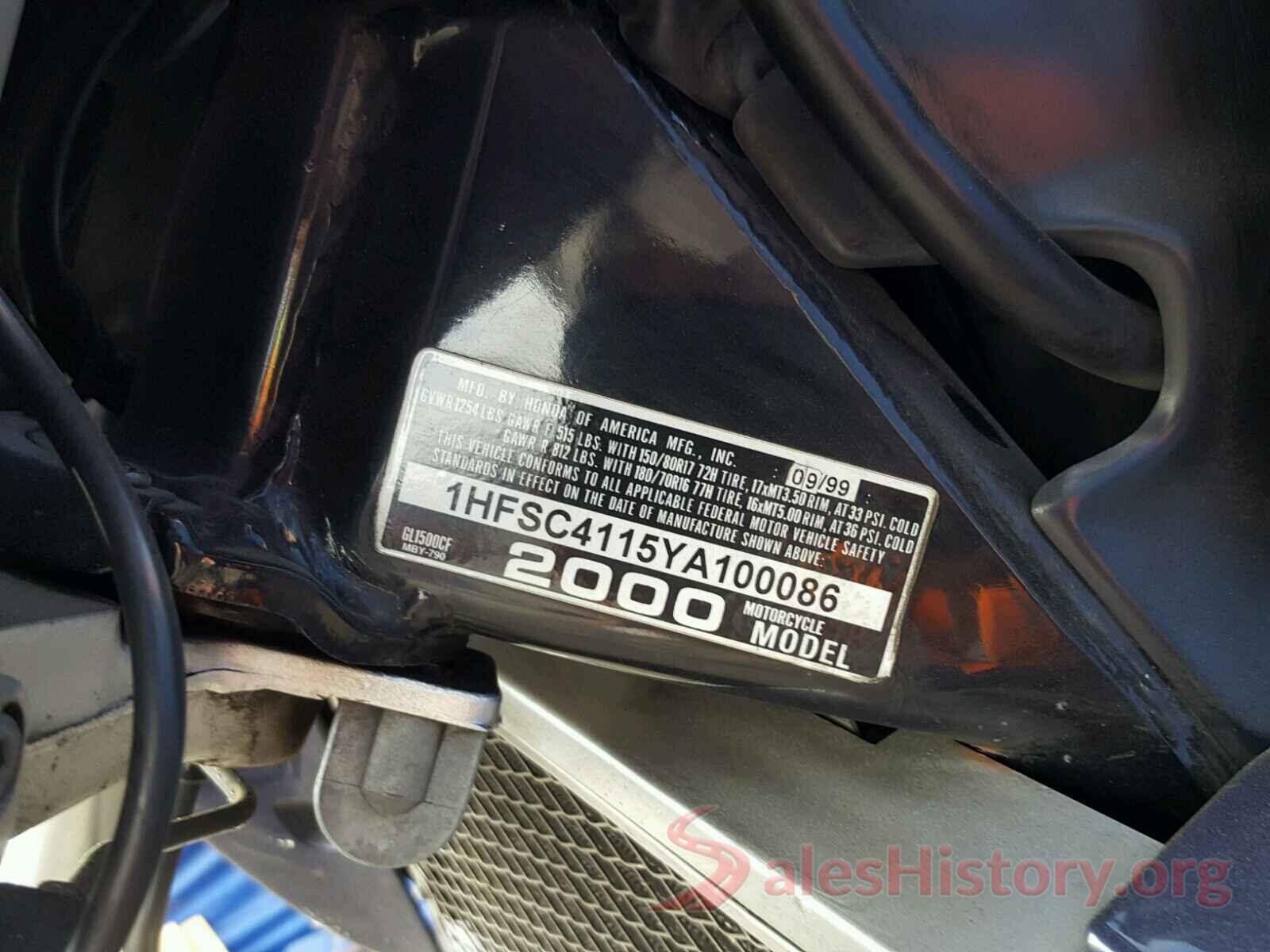 1HFSC4115YA100086 2000 HONDA GL CYCLE