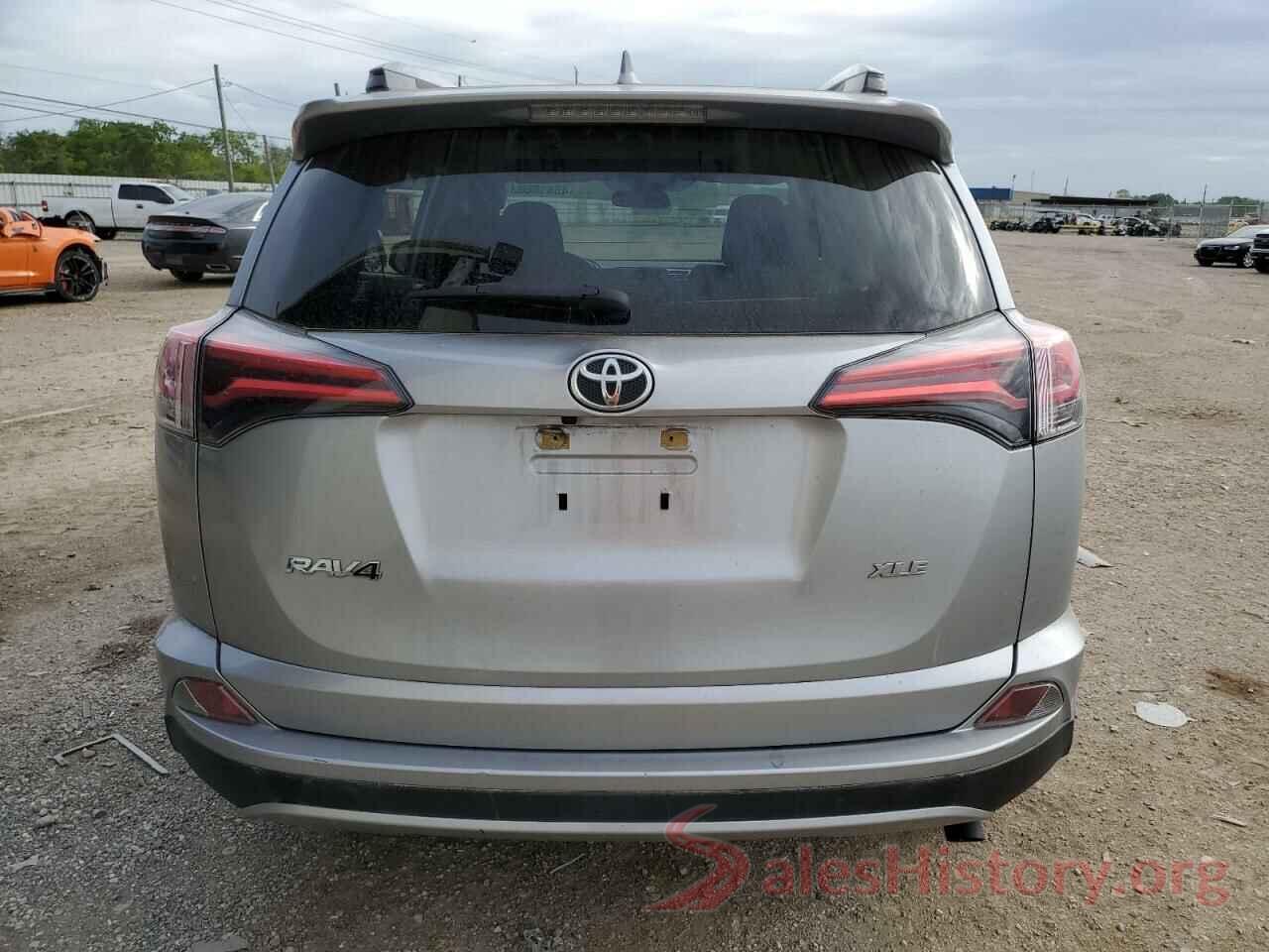 JTMWFREV9JJ182732 2018 TOYOTA RAV4