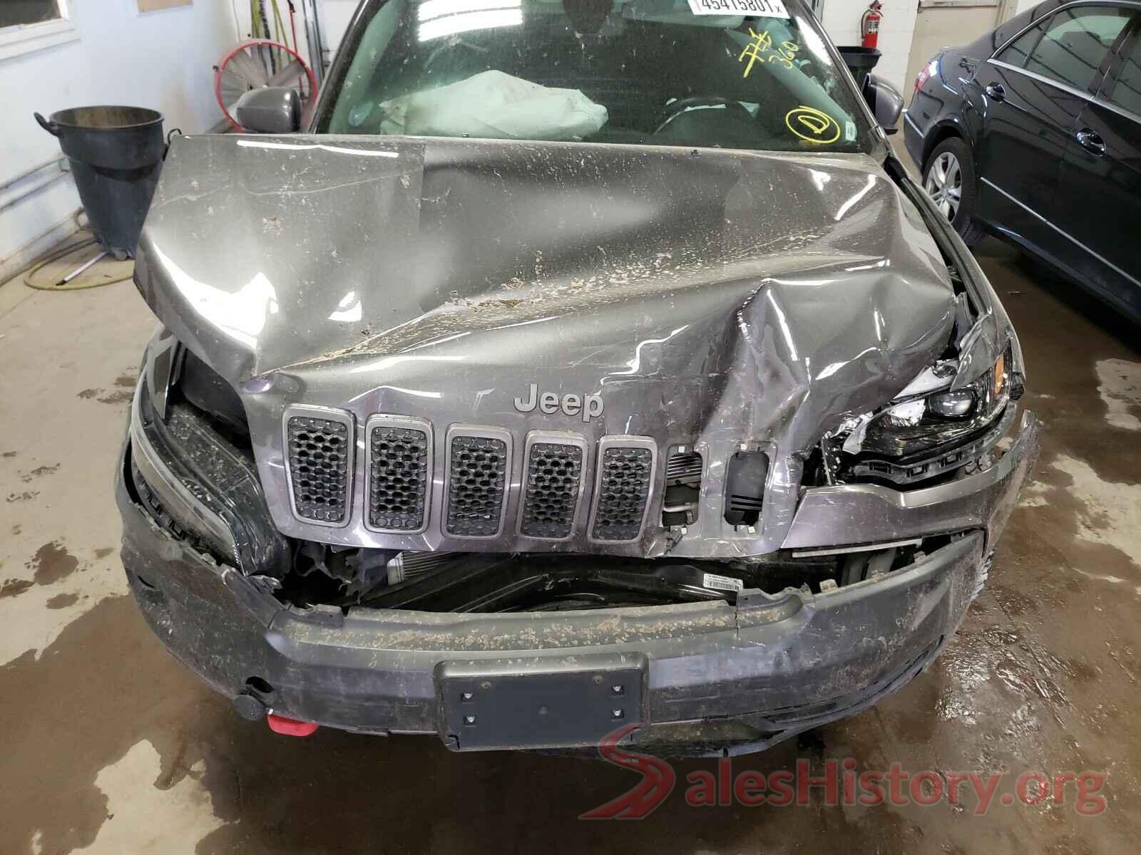 1C4PJMBX7KD395481 2019 JEEP CHEROKEE