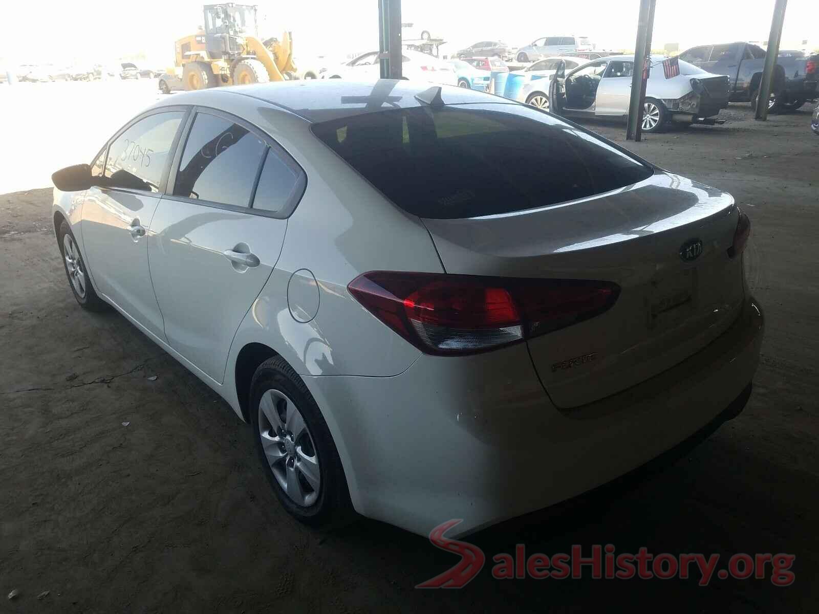 3KPFK4A71HE049377 2017 KIA FORTE