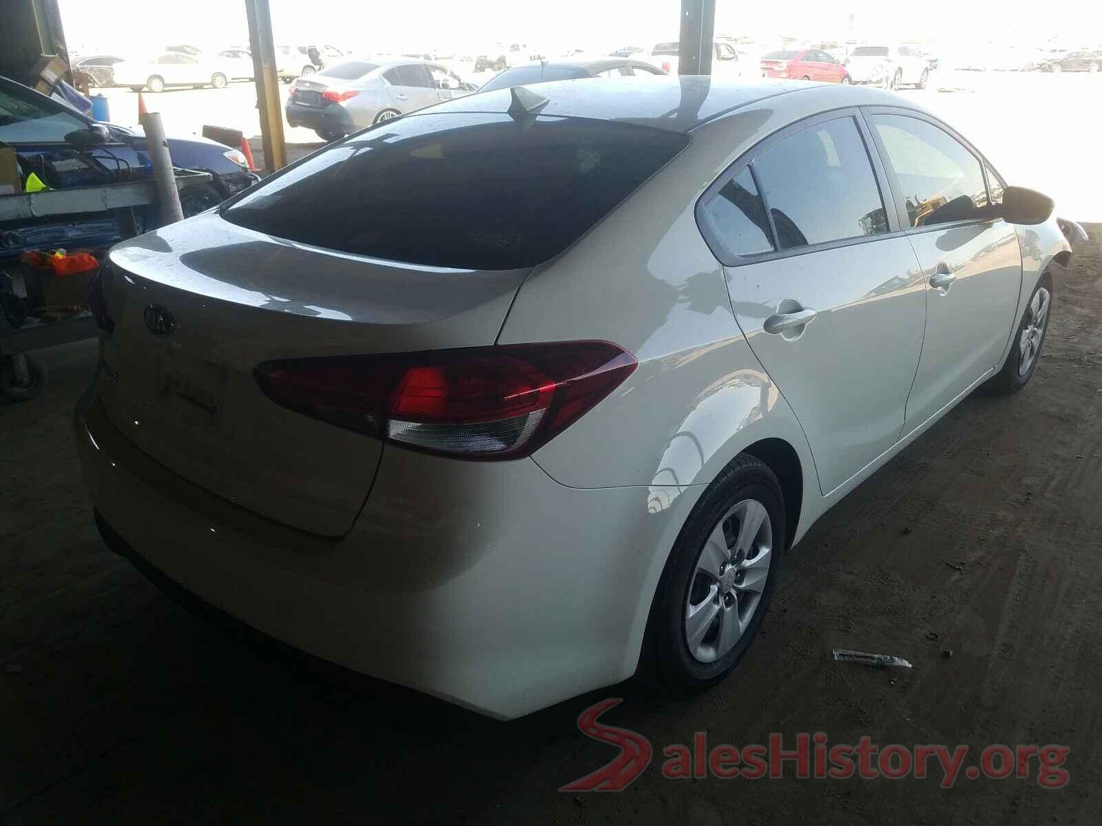 3KPFK4A71HE049377 2017 KIA FORTE