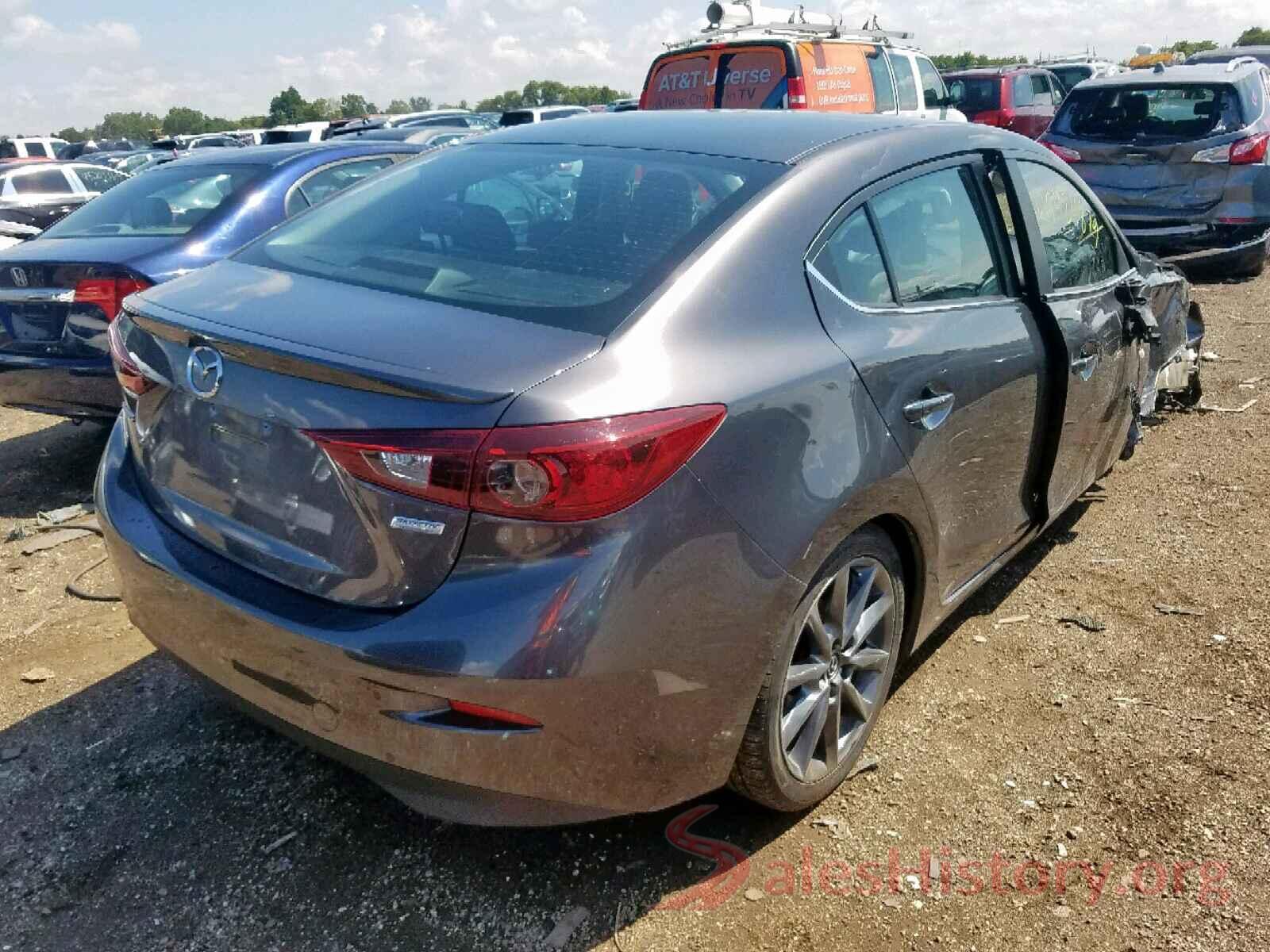 3MZBN1V37JM195884 2018 MAZDA 3