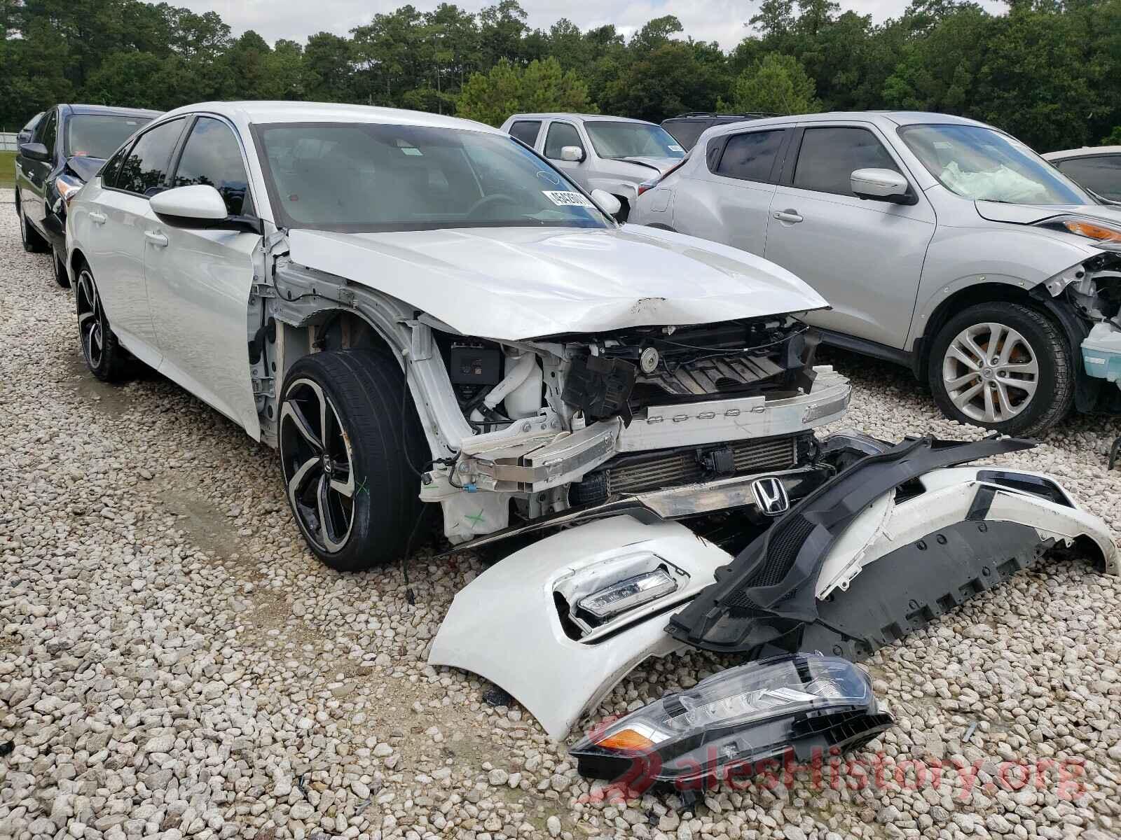 1HGCV1F3XJA158431 2018 HONDA ACCORD