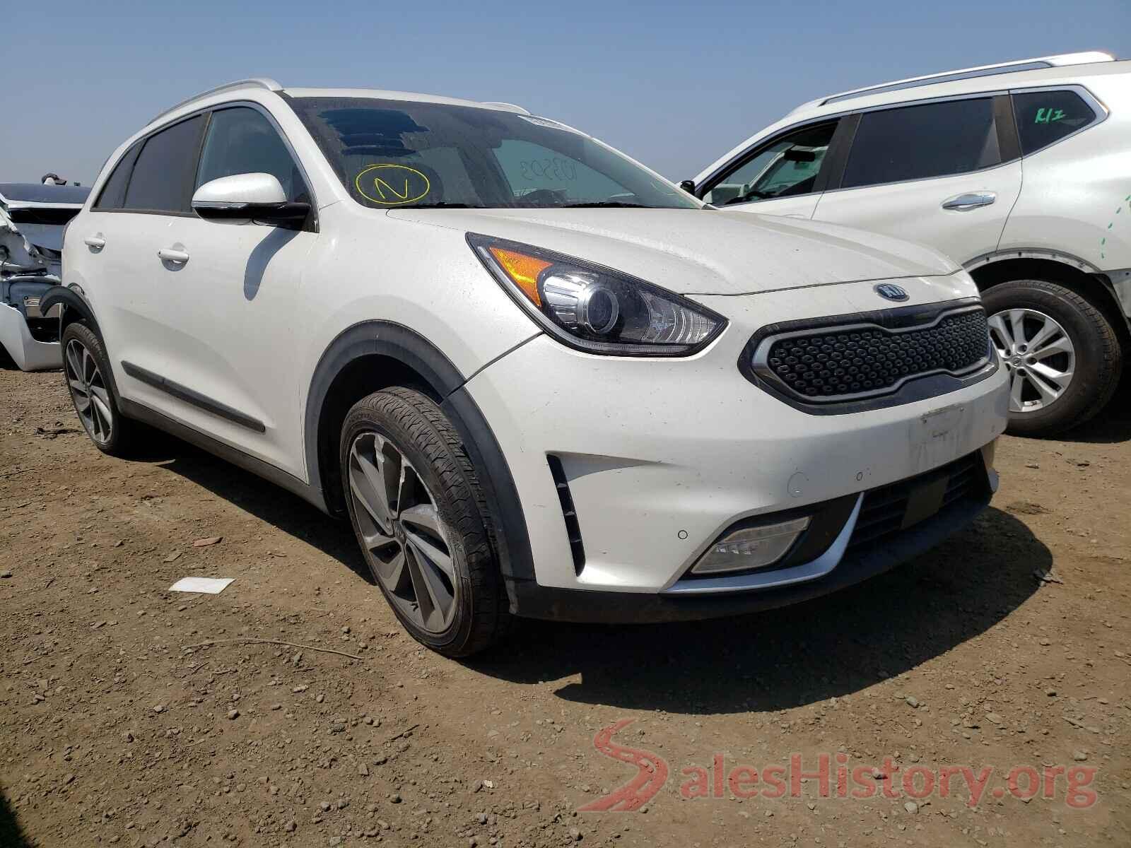 KNDCE3LC8H5064713 2017 KIA NIRO