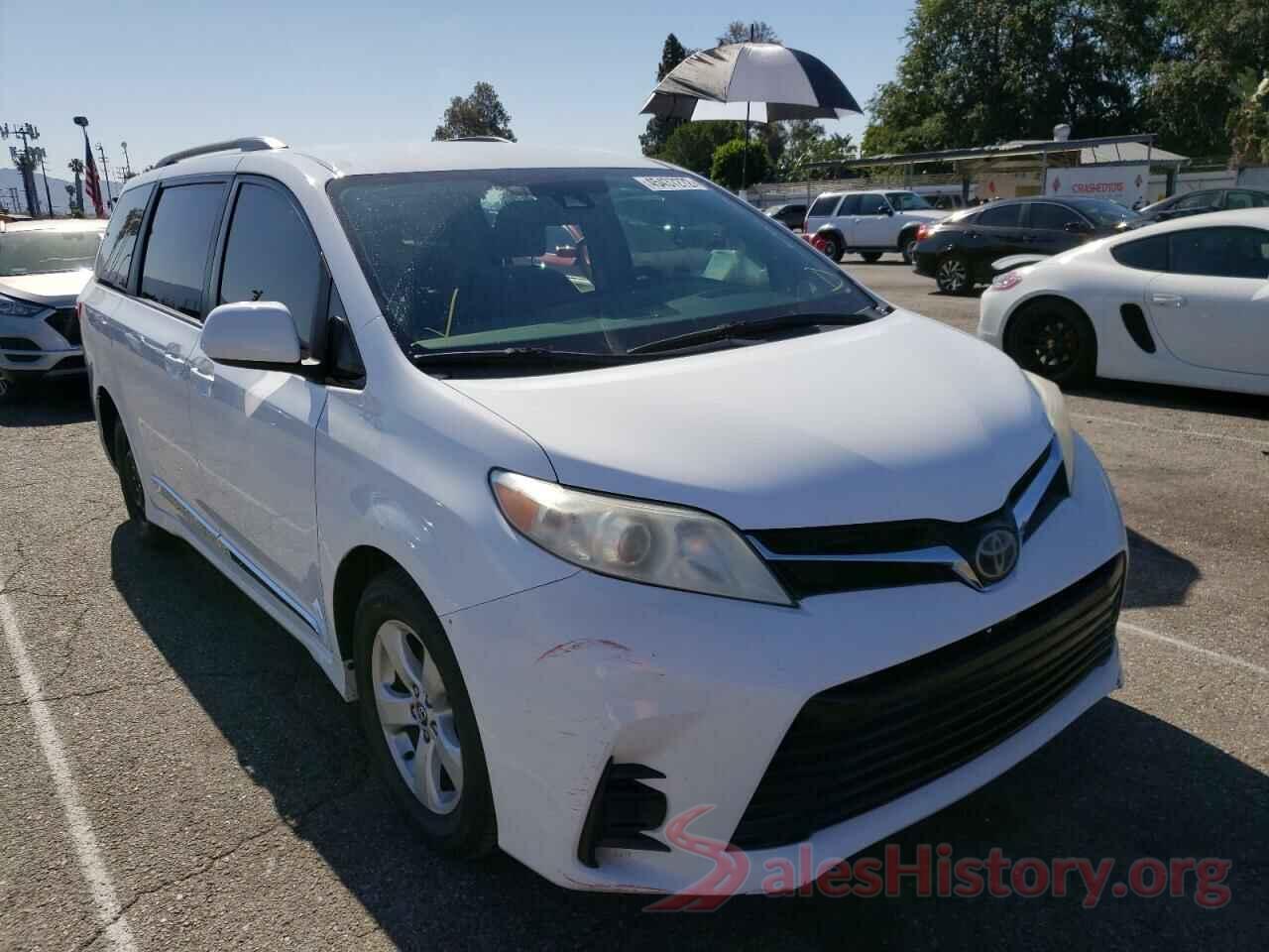 5TDKZ3DC6JS907838 2018 TOYOTA SIENNA