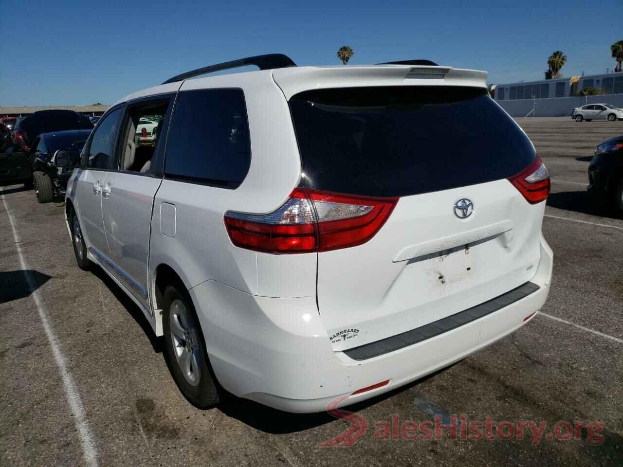 5TDKZ3DC6JS907838 2018 TOYOTA SIENNA