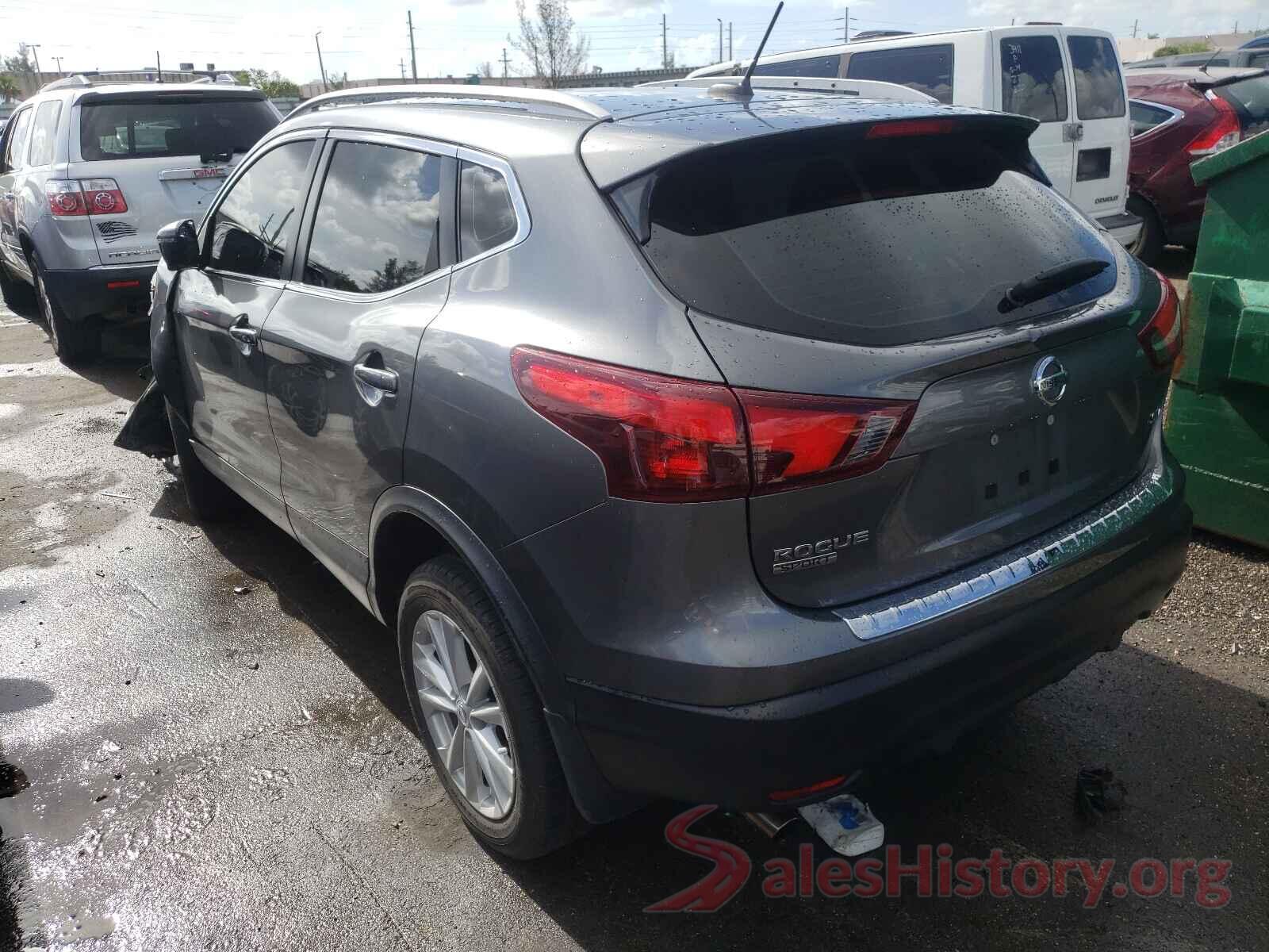 JN1BJ1CP3JW162713 2018 NISSAN ROGUE