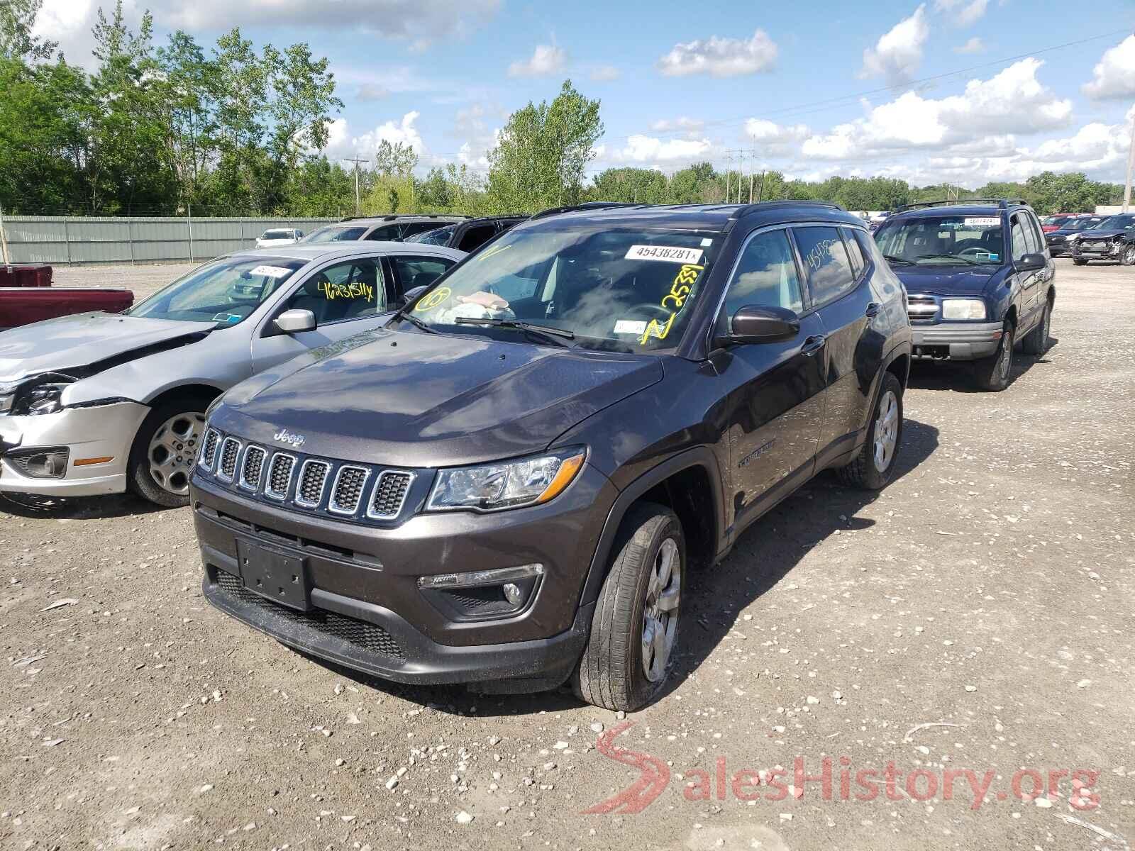 3C4NJDBB1JT167805 2018 JEEP COMPASS