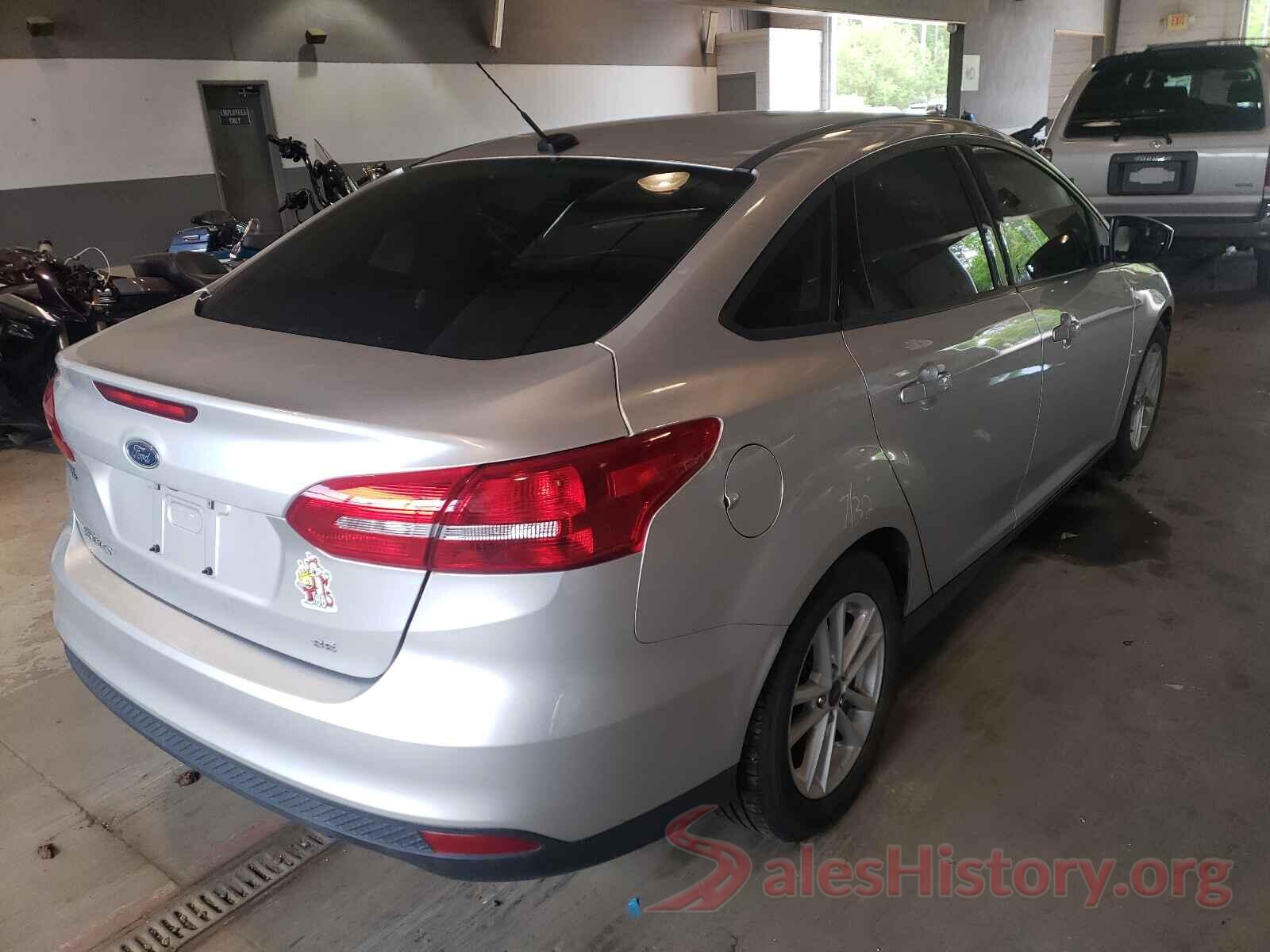 1FADP3F28JL302102 2018 FORD FOCUS