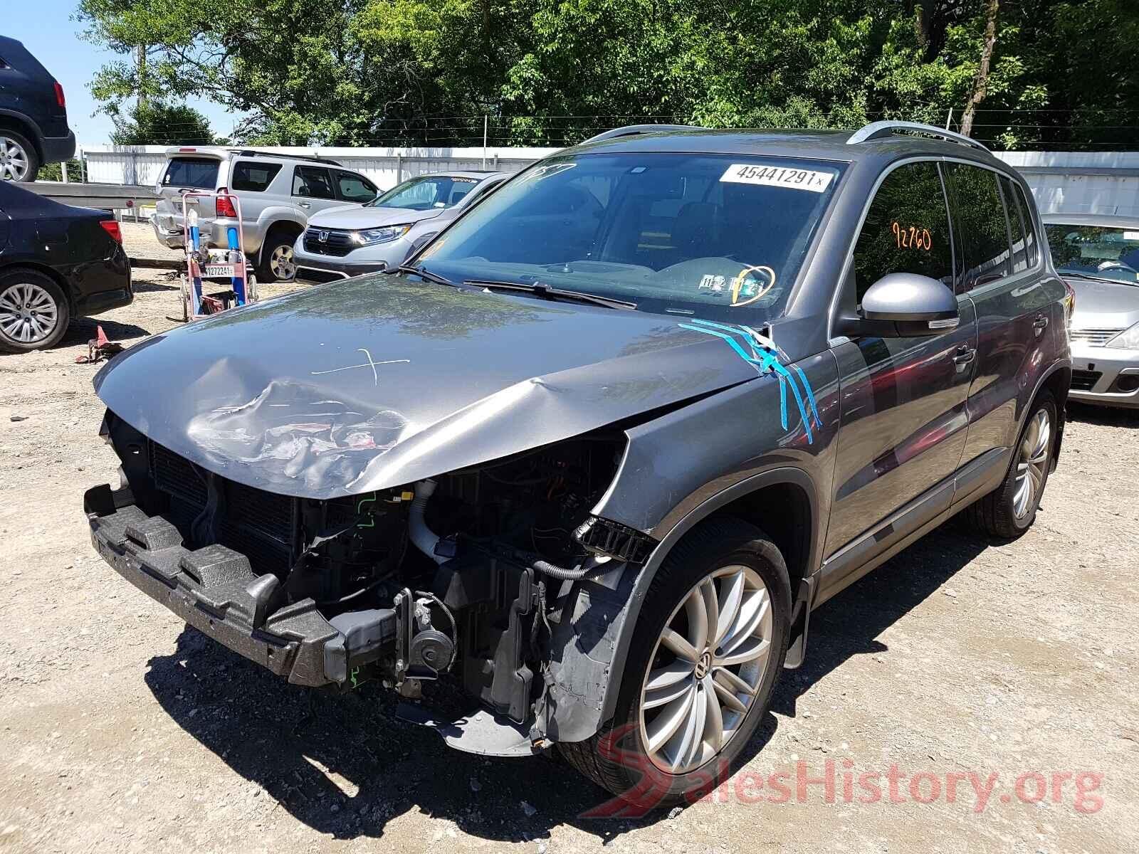 WVGAV7AXXGW525662 2016 VOLKSWAGEN TIGUAN