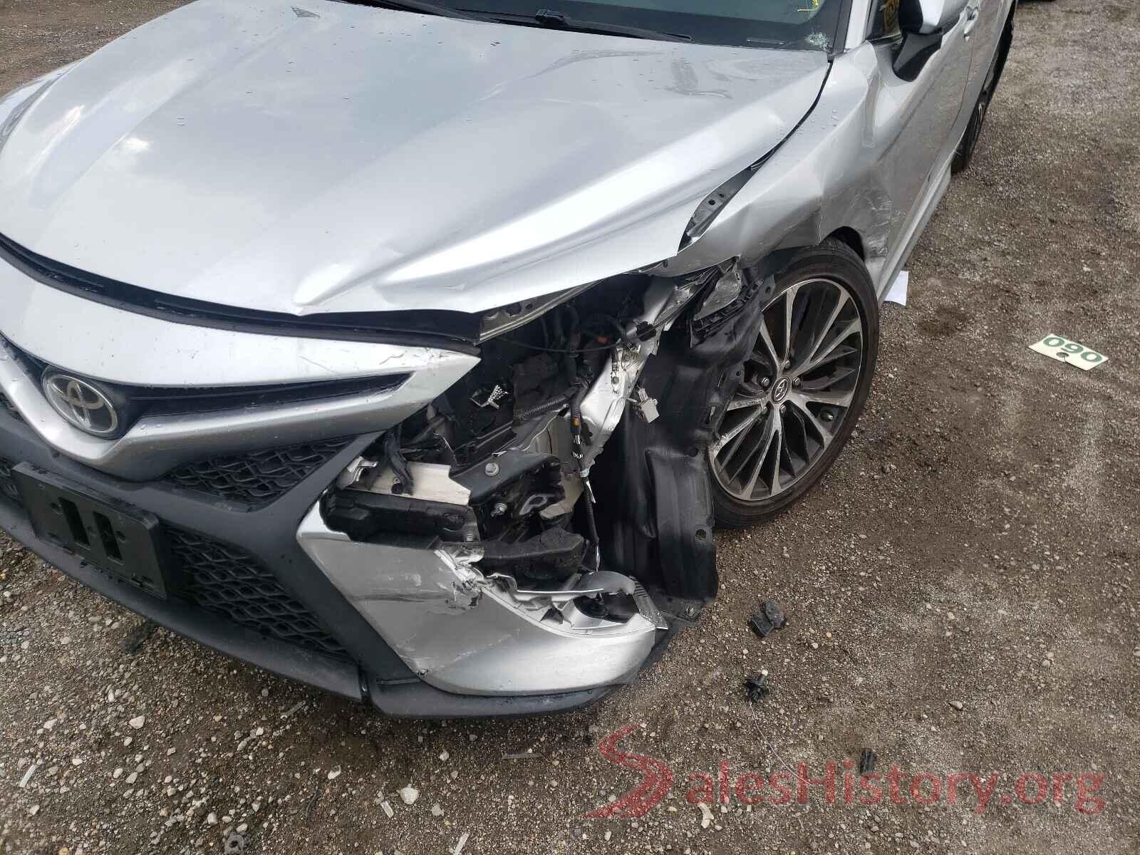 4T1B11HK2JU542384 2018 TOYOTA CAMRY