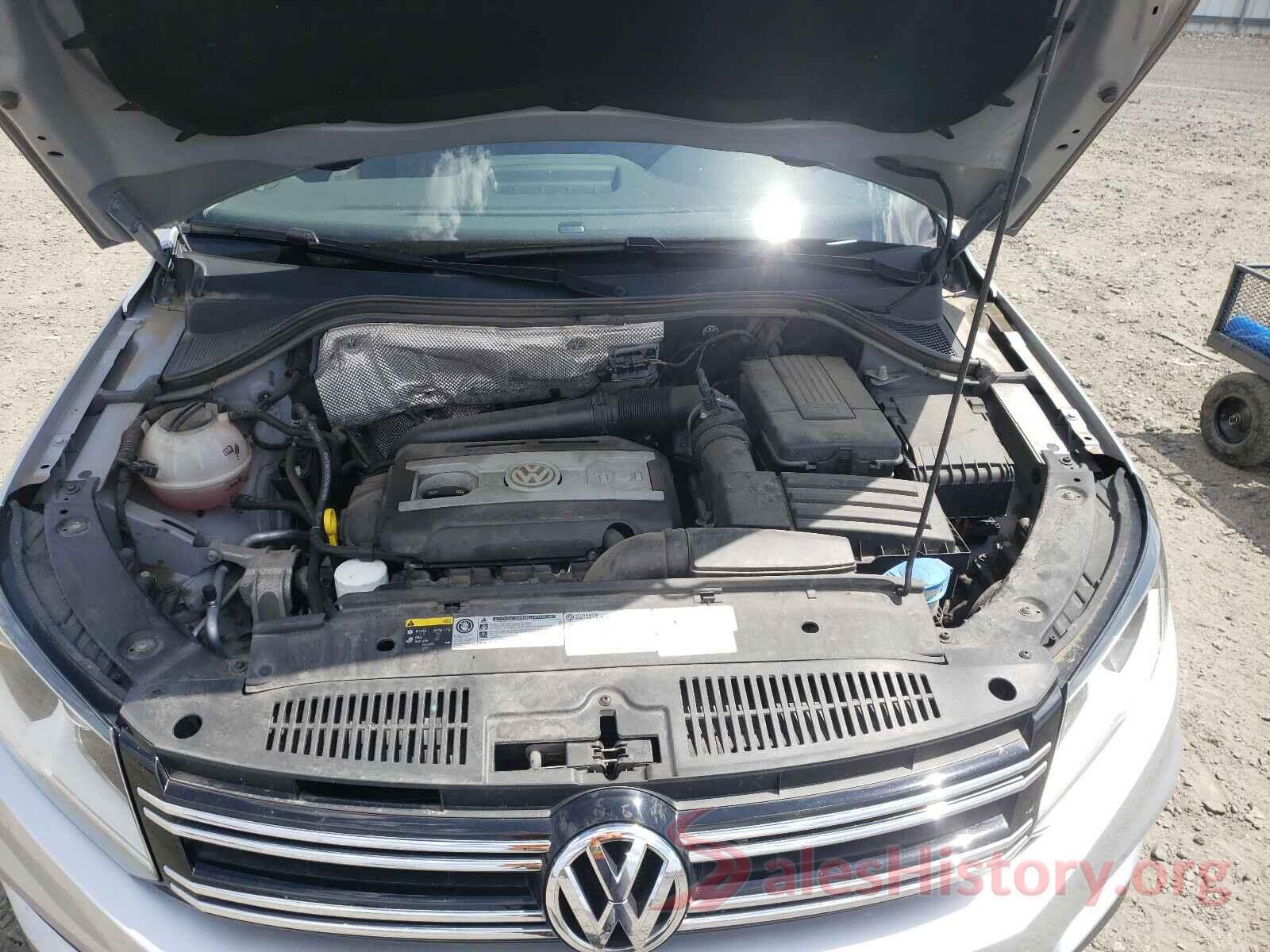 WVGBV7AX8GW589686 2016 VOLKSWAGEN TIGUAN