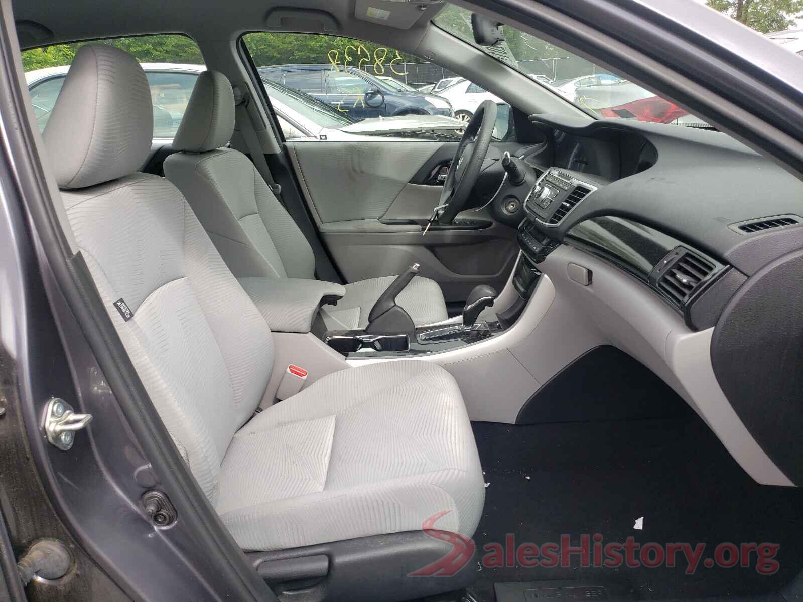 1HGCR2F30HA207544 2017 HONDA ACCORD