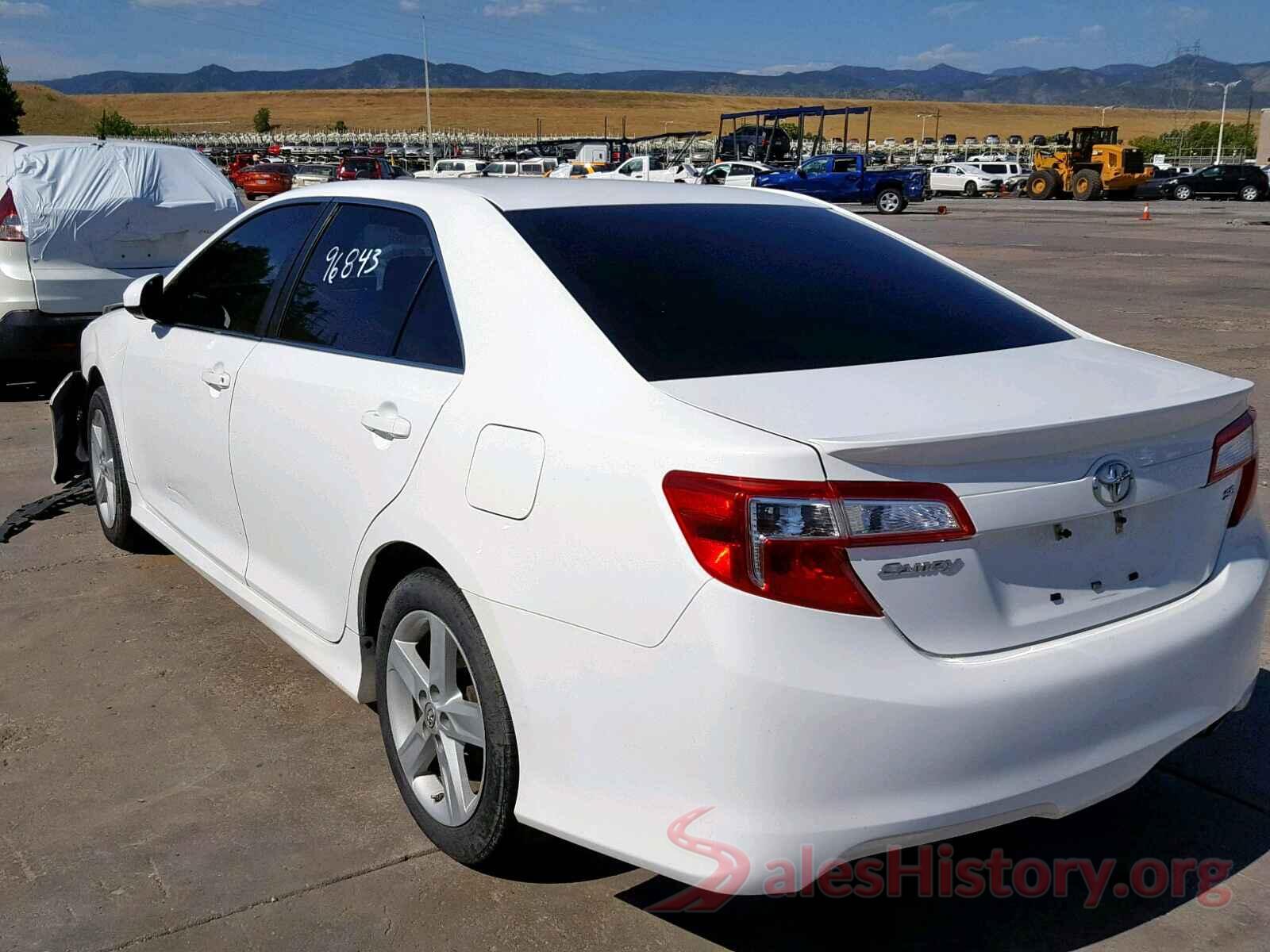 4T1BF1FK2CU563422 2012 TOYOTA CAMRY