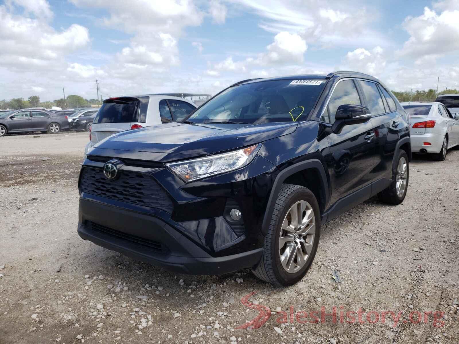 JTMC1RFV3KD012060 2019 TOYOTA RAV4