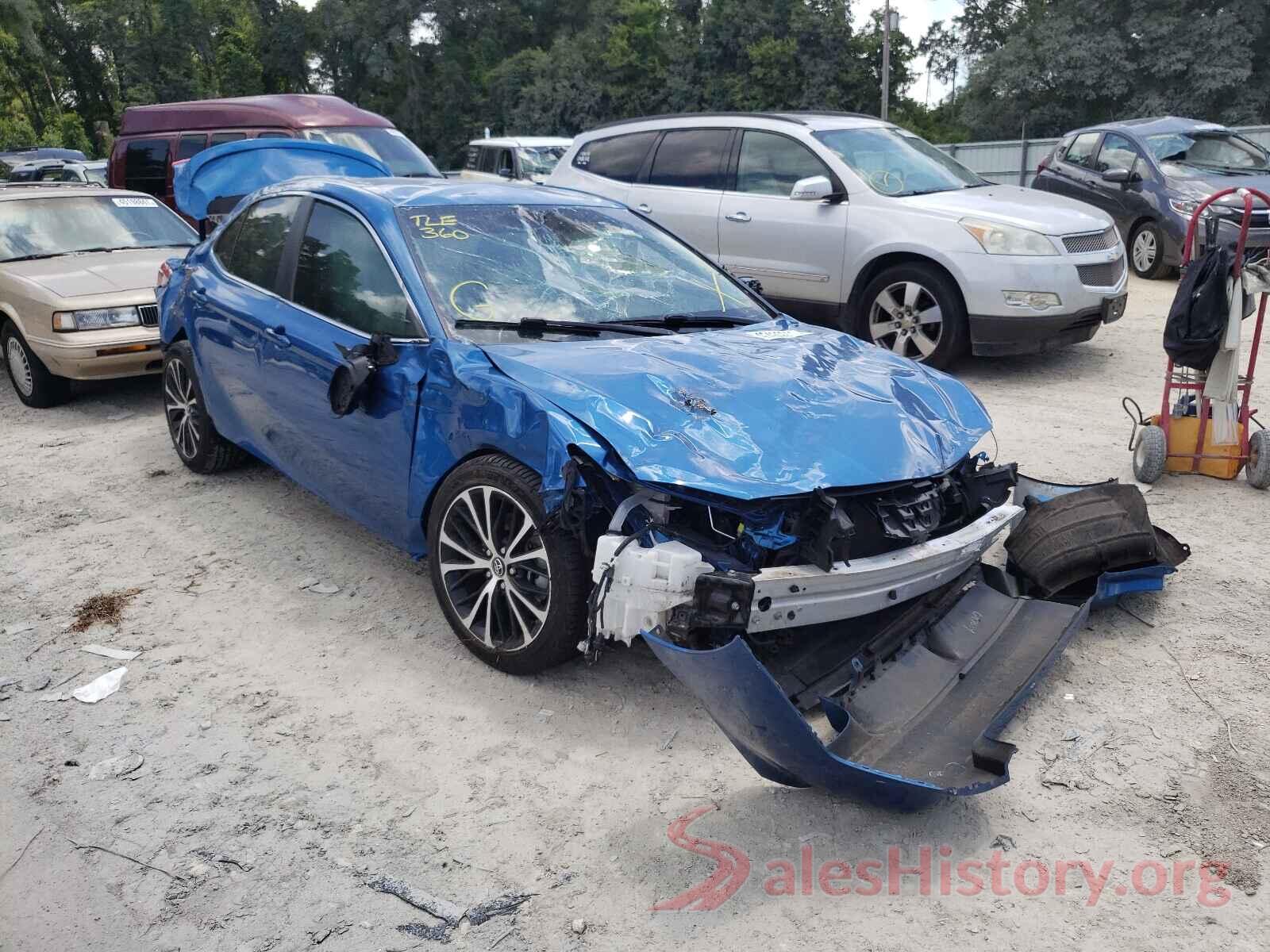 4T1B11HK3JU095144 2018 TOYOTA CAMRY