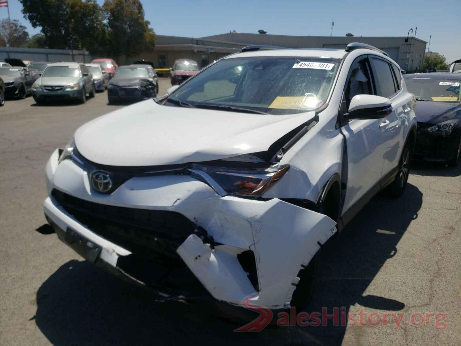 JTMWFREV5JD128391 2018 TOYOTA RAV4