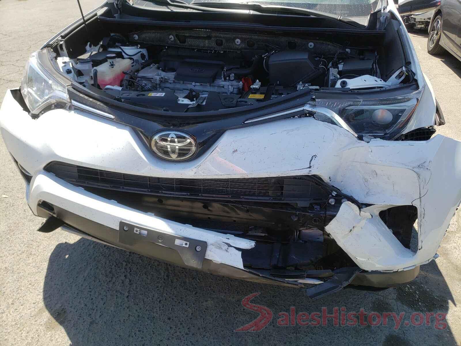 JTMWFREV5JD128391 2018 TOYOTA RAV4