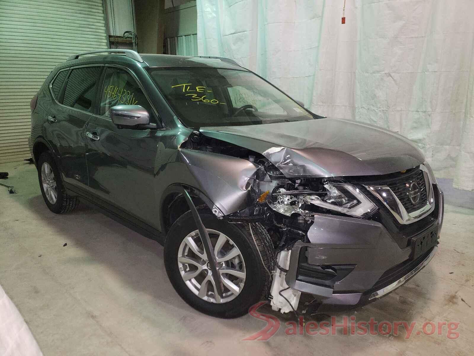 KNMAT2MV2JP600931 2018 NISSAN ROGUE