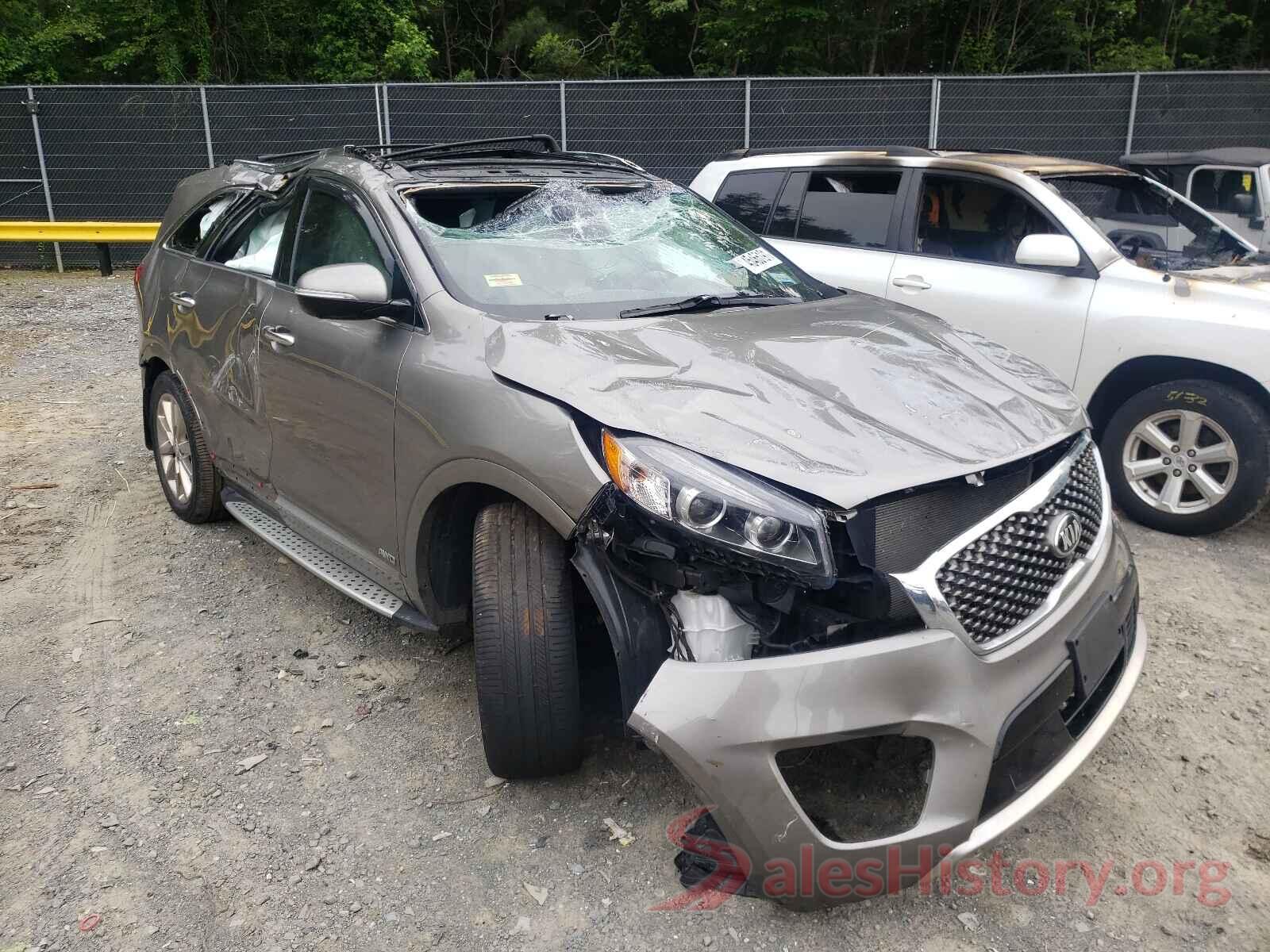 5XYPKDA50JG370922 2018 KIA SORENTO