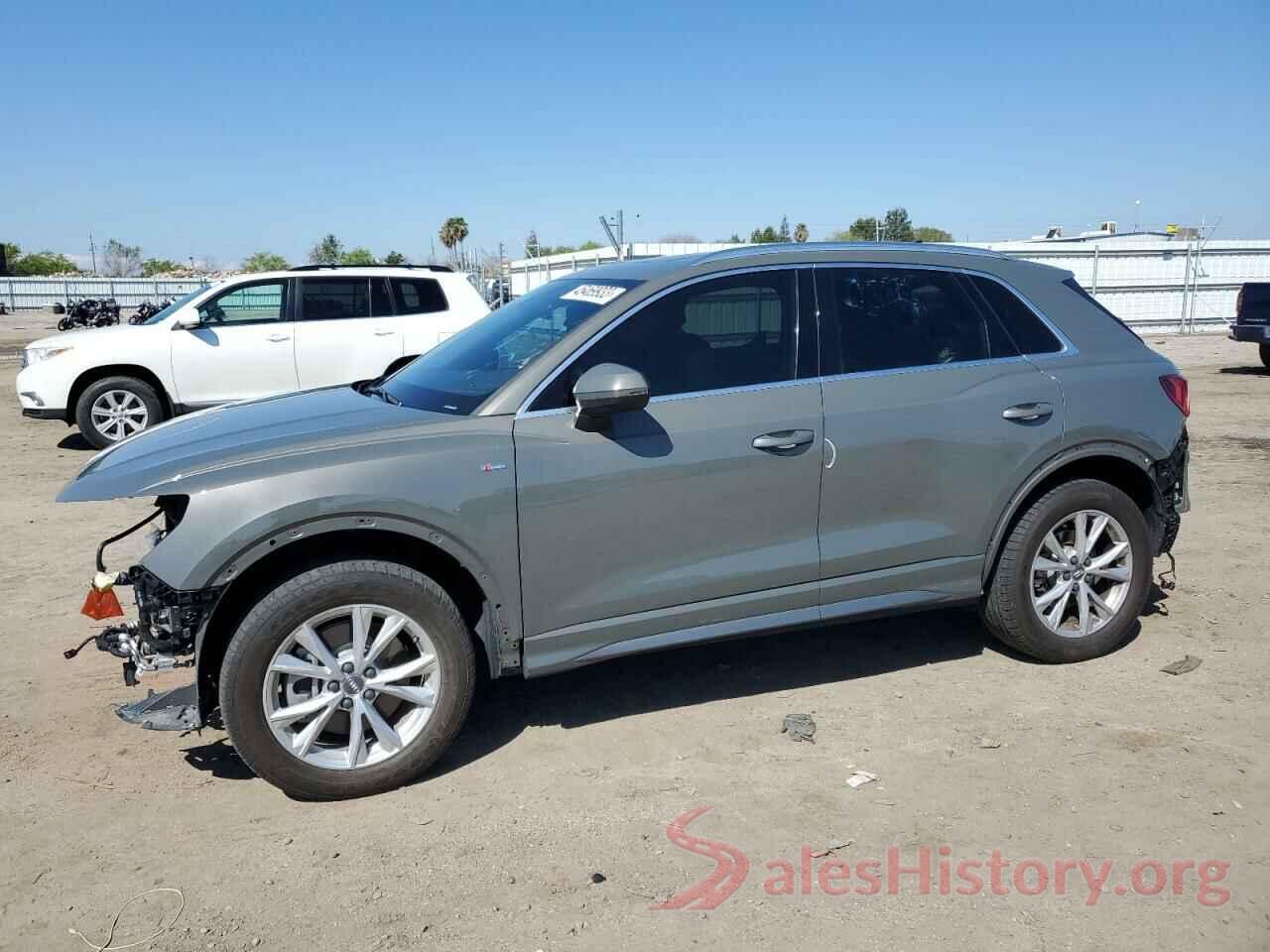 WA1DECF35M1006456 2021 AUDI Q3