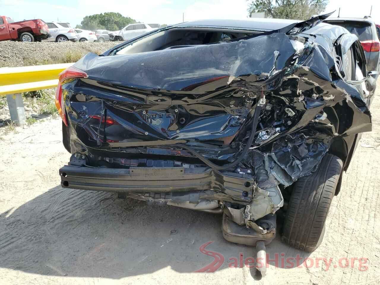 19XFC2F5XJE039848 2018 HONDA CIVIC