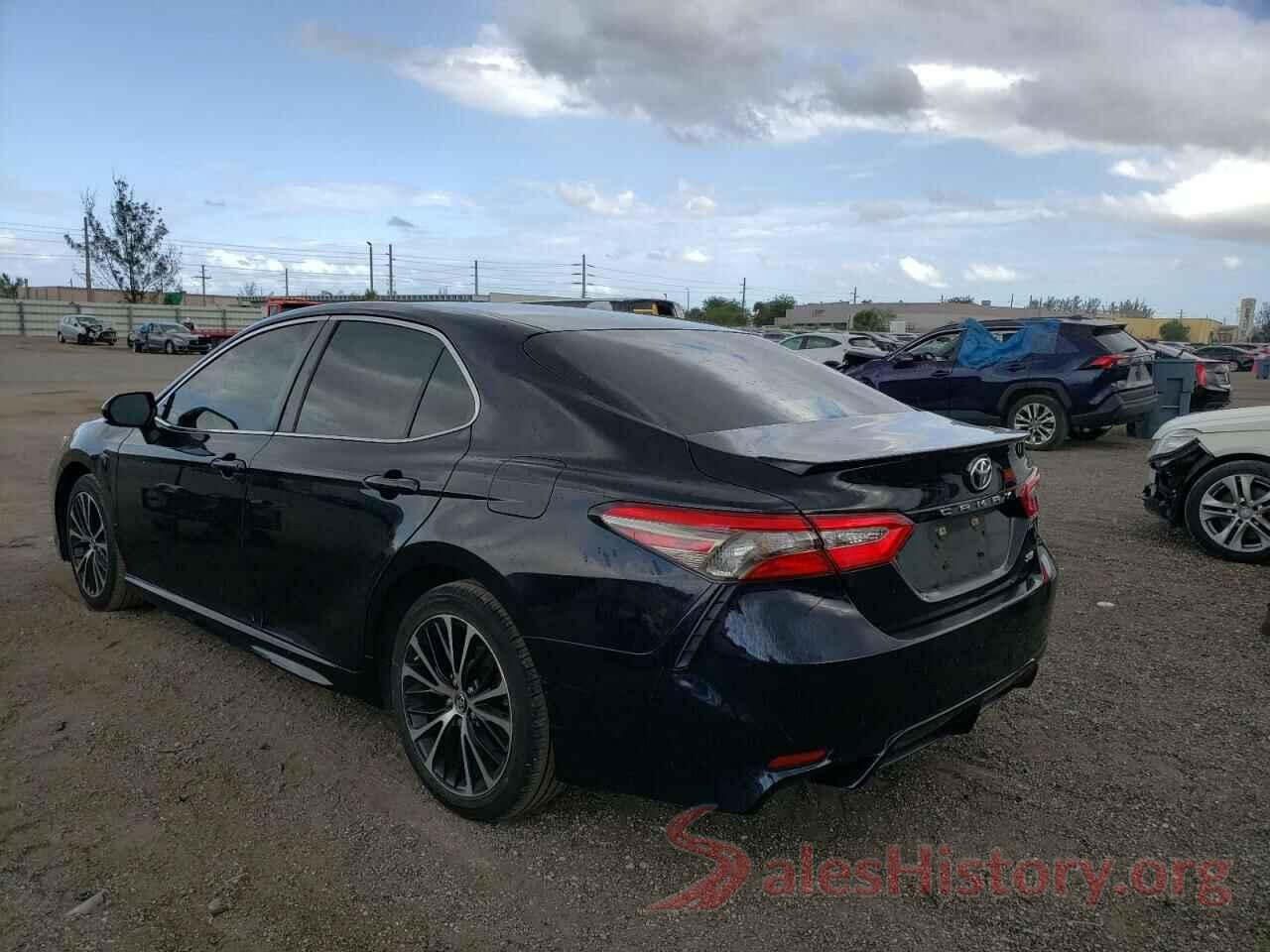 JTNB11HK4J3019695 2018 TOYOTA CAMRY