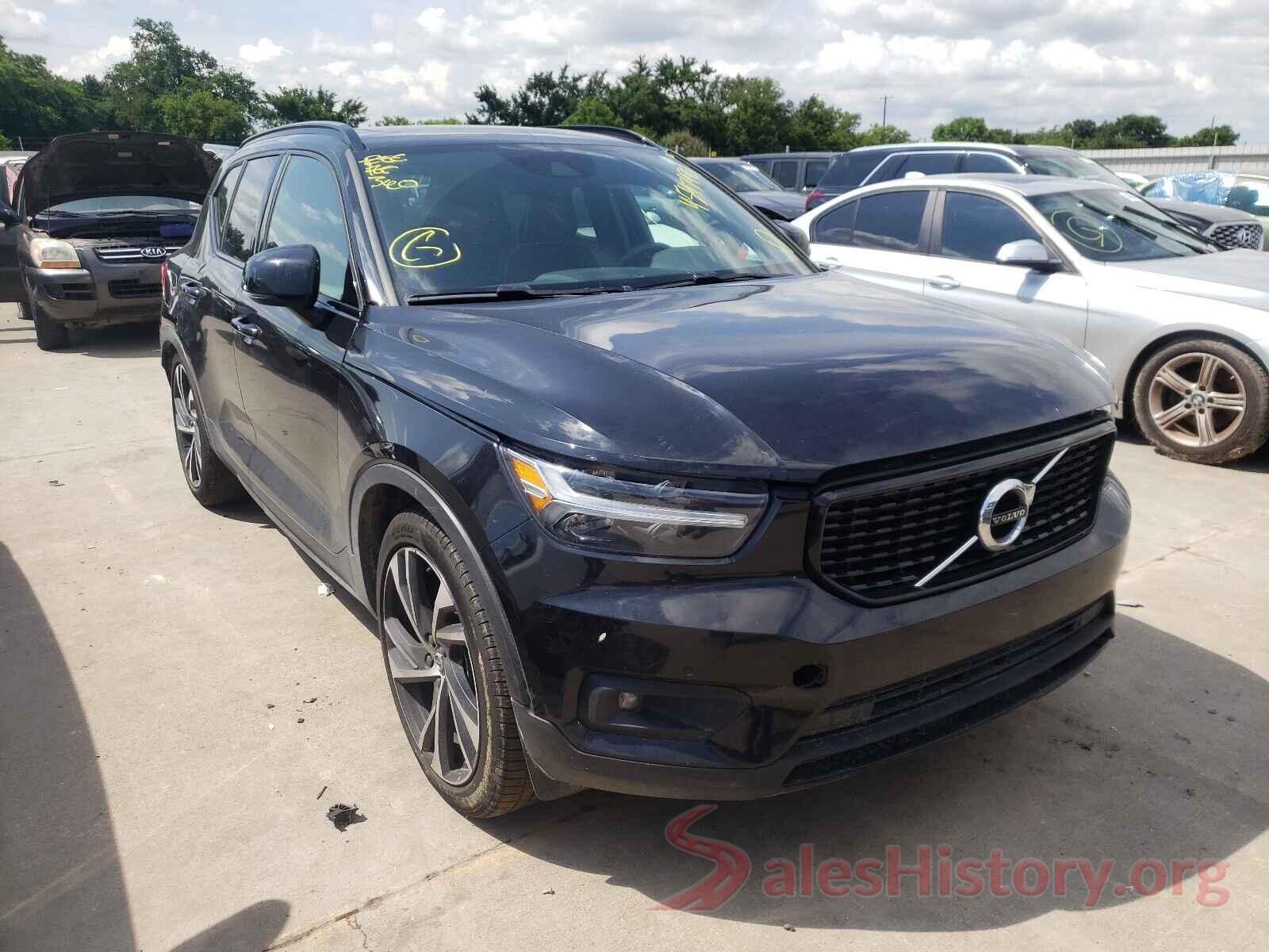 YV4162UM8L2217359 2020 VOLVO XC40