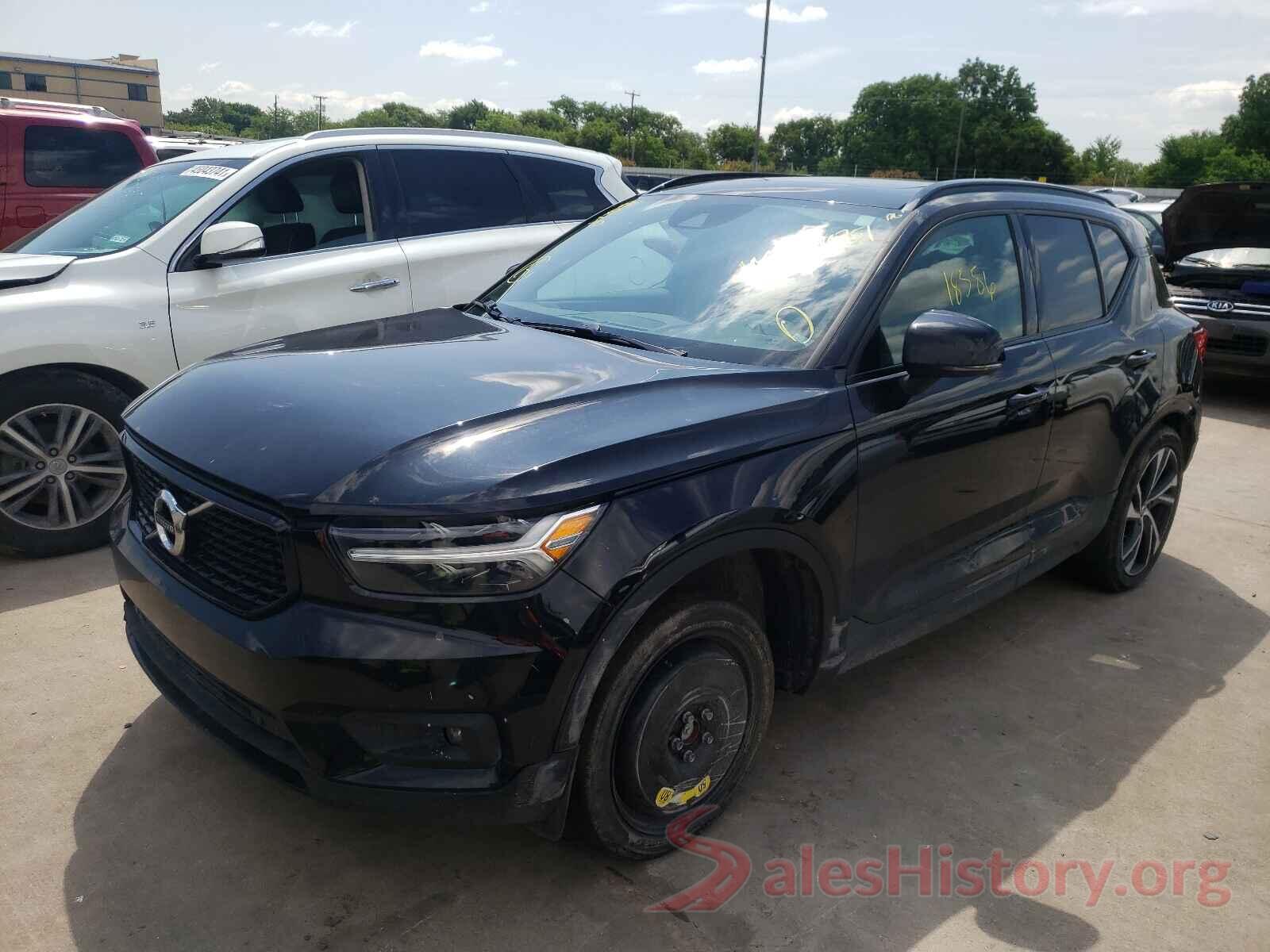 YV4162UM8L2217359 2020 VOLVO XC40