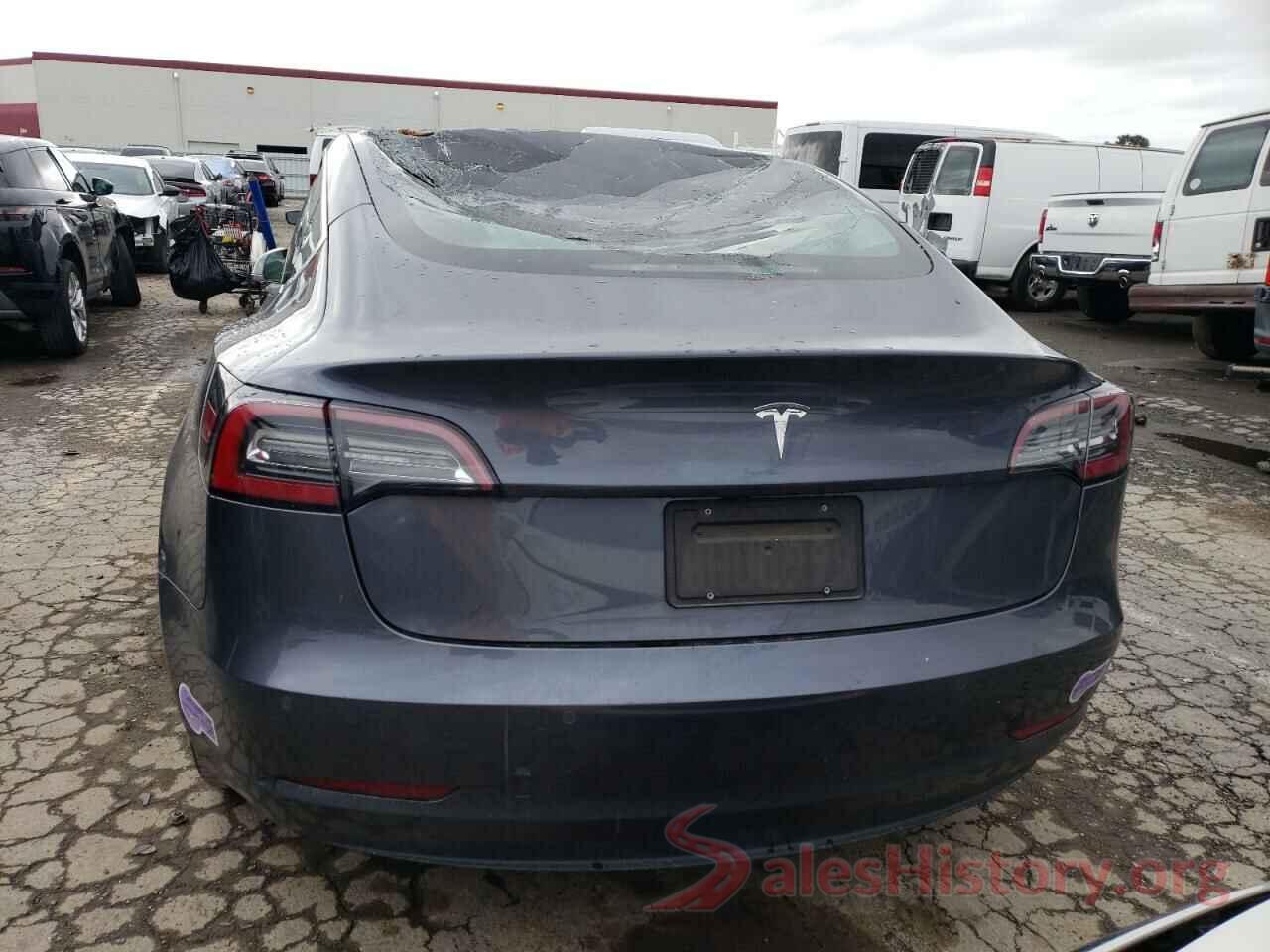 5YJ3E1EA9JF158734 2018 TESLA MODEL 3