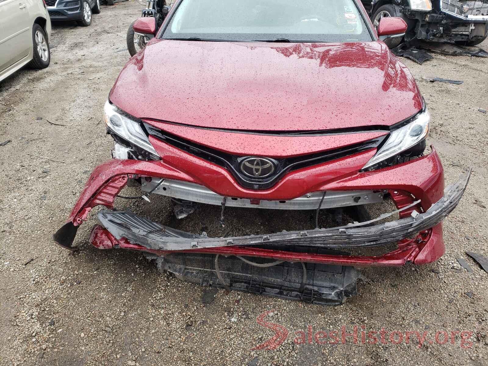 4T1B11HK7JU610002 2018 TOYOTA CAMRY