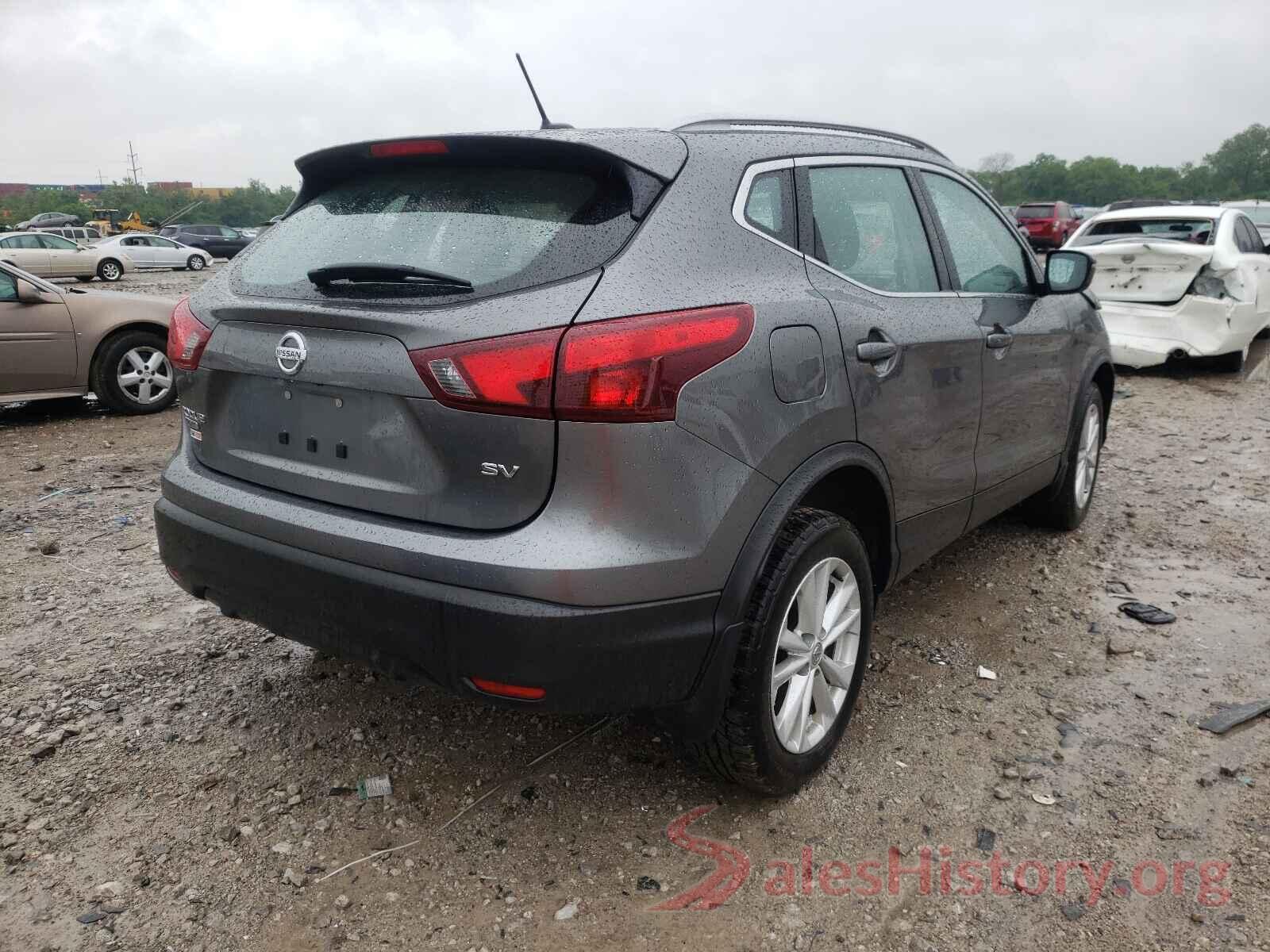 JN1BJ1CP2JW158832 2018 NISSAN ROGUE