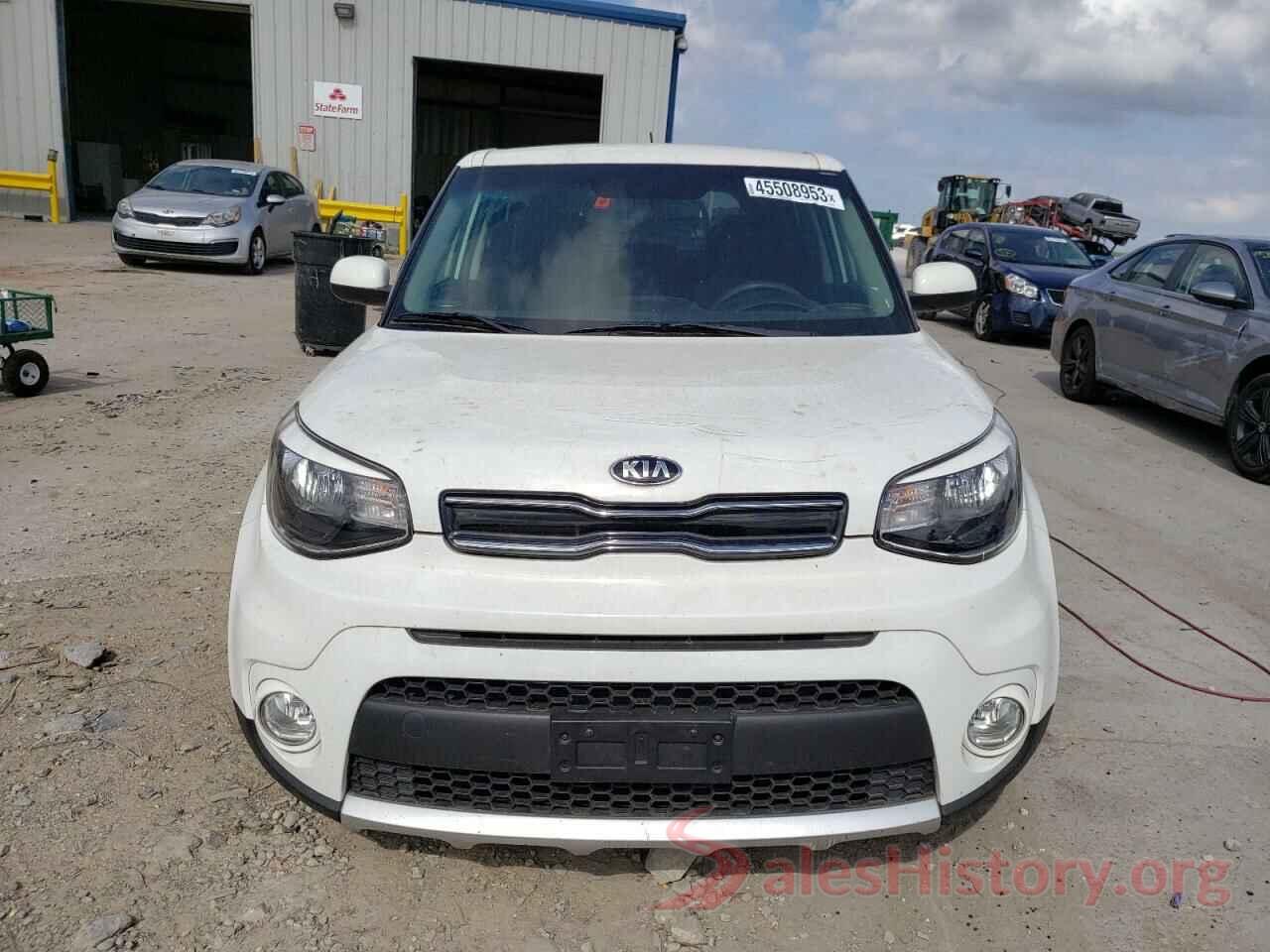 KNDJP3A55J7889785 2018 KIA SOUL