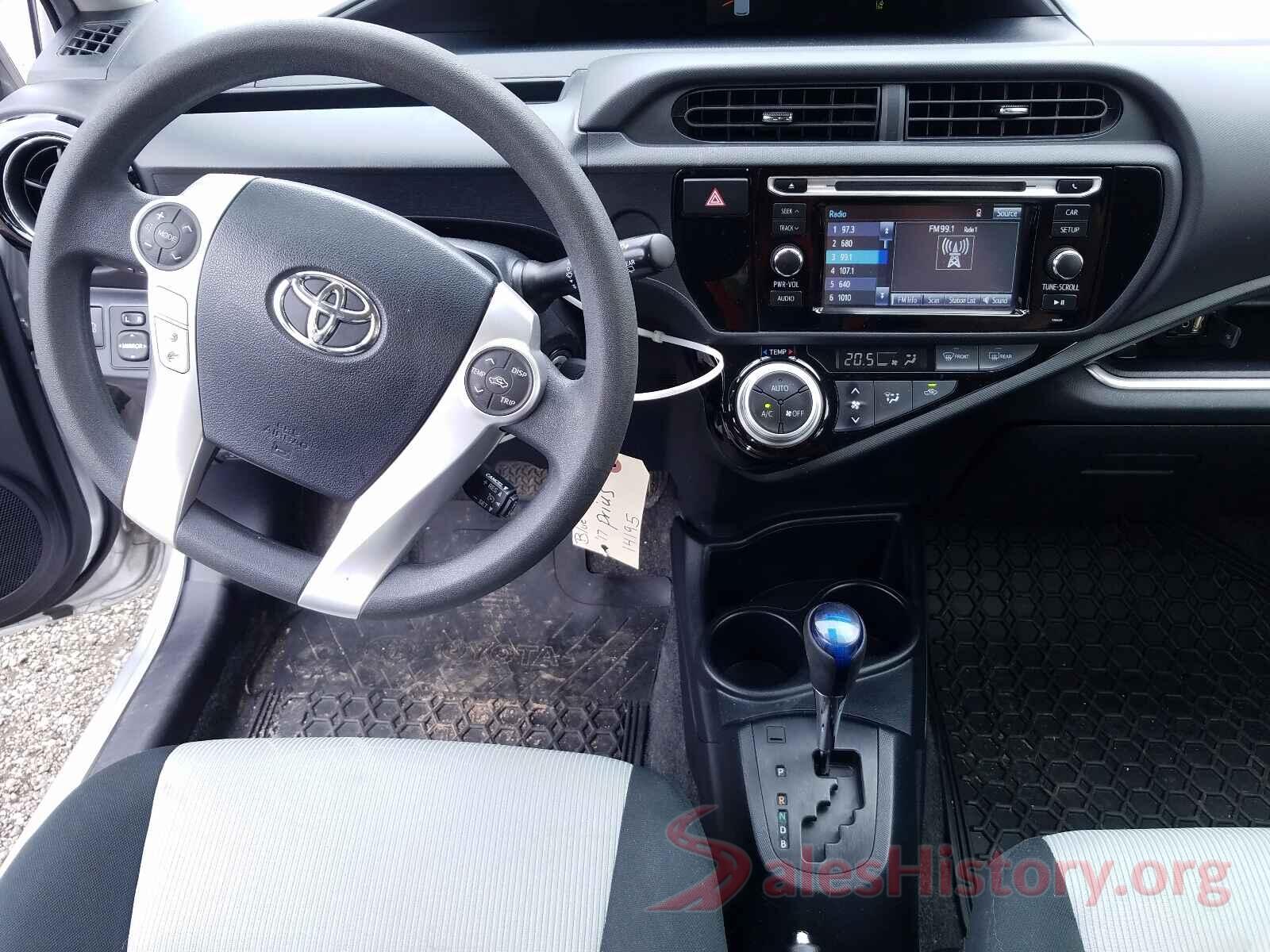 JTDKDTB32H1595493 2017 TOYOTA PRIUS