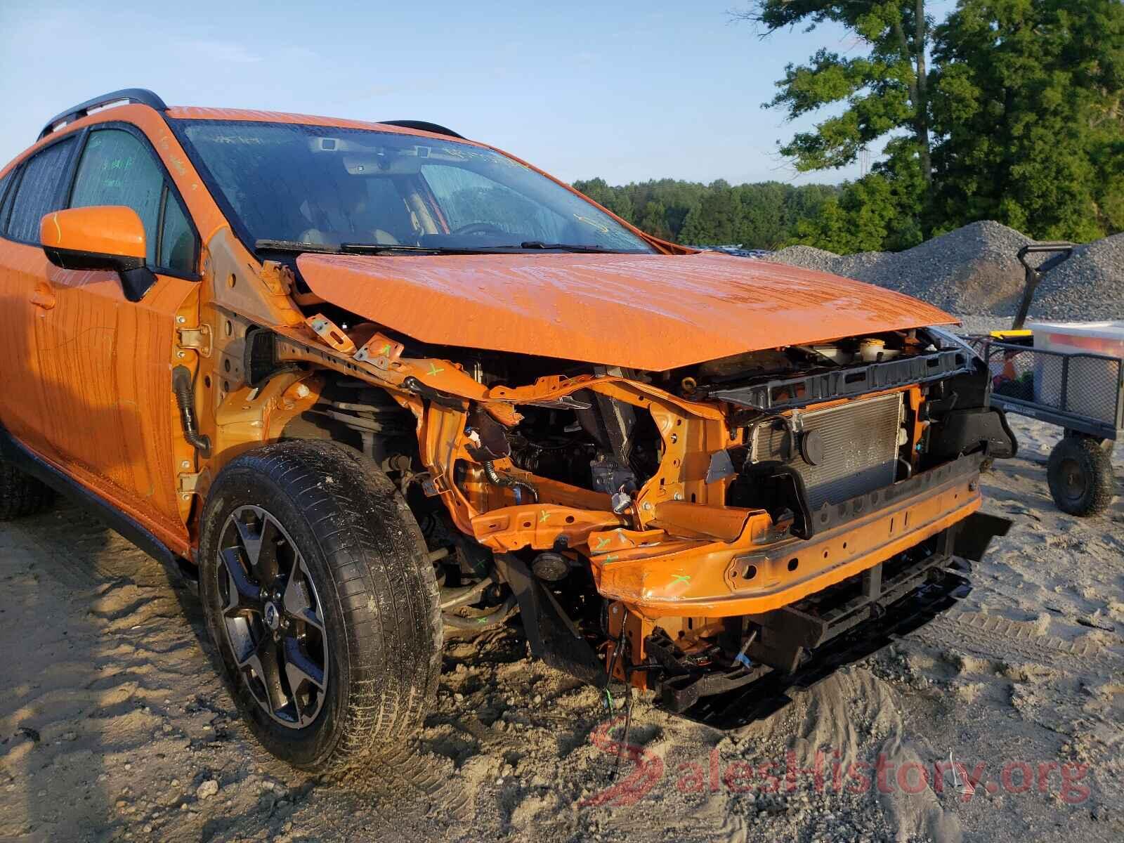 JF2GTADC0JH351074 2018 SUBARU CROSSTREK