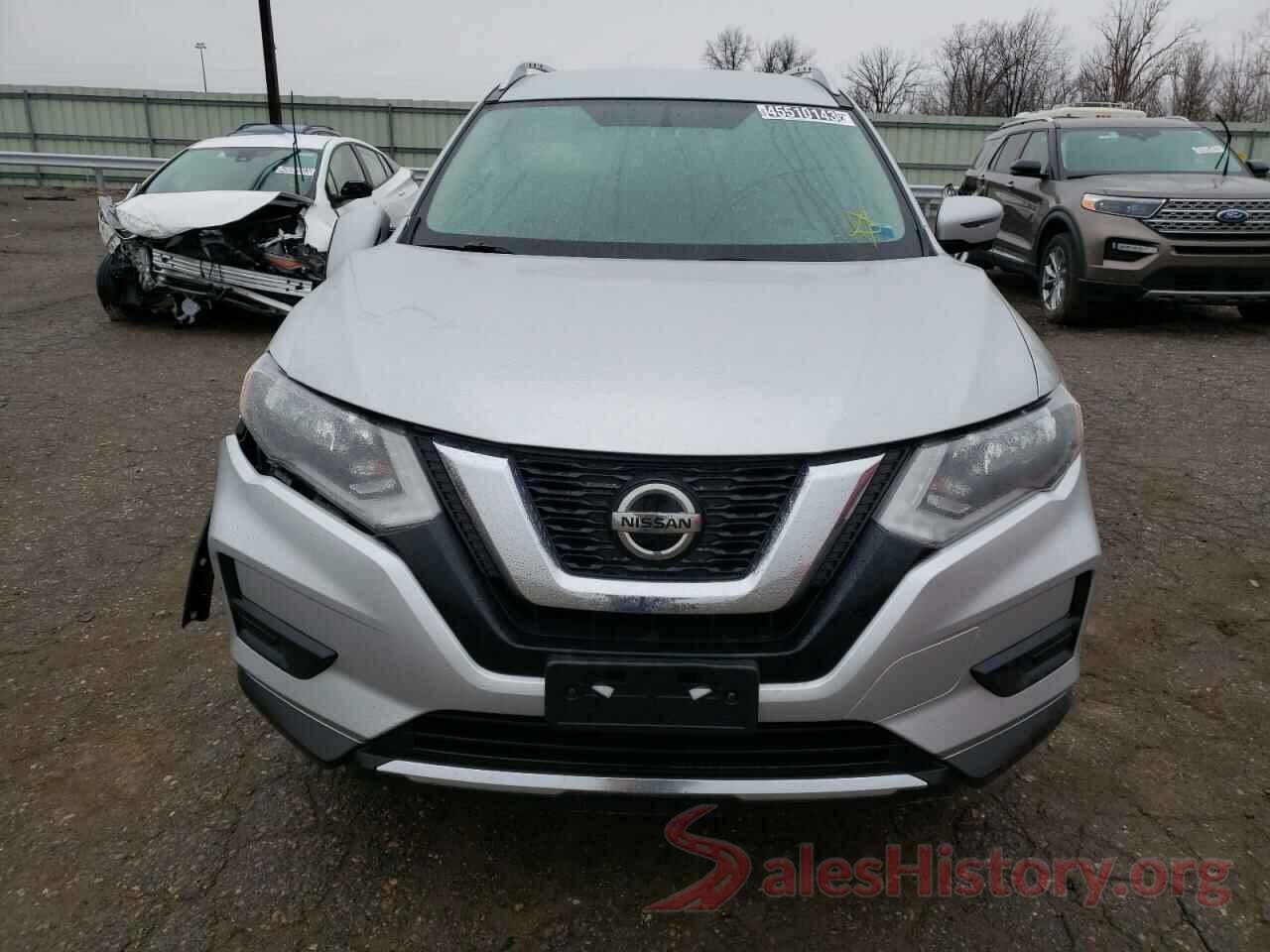 KNMAT2MV4JP518487 2018 NISSAN ROGUE