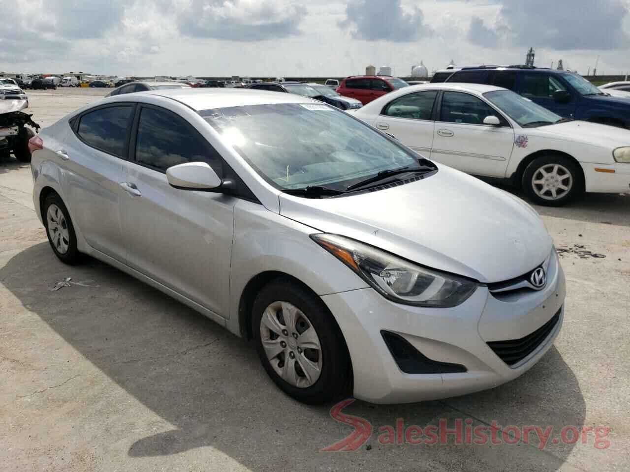 5NPDH4AE4GH687220 2016 HYUNDAI ELANTRA