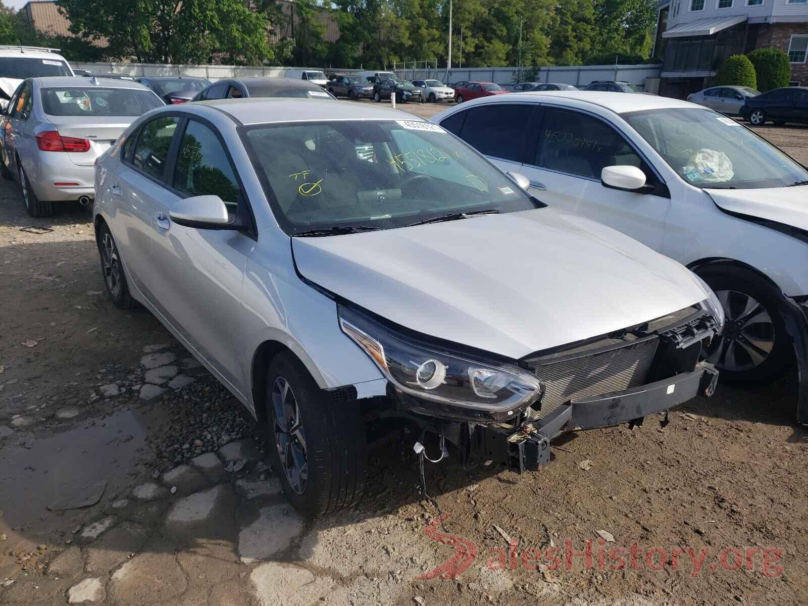 3KPF24AD3KE131429 2019 KIA FORTE