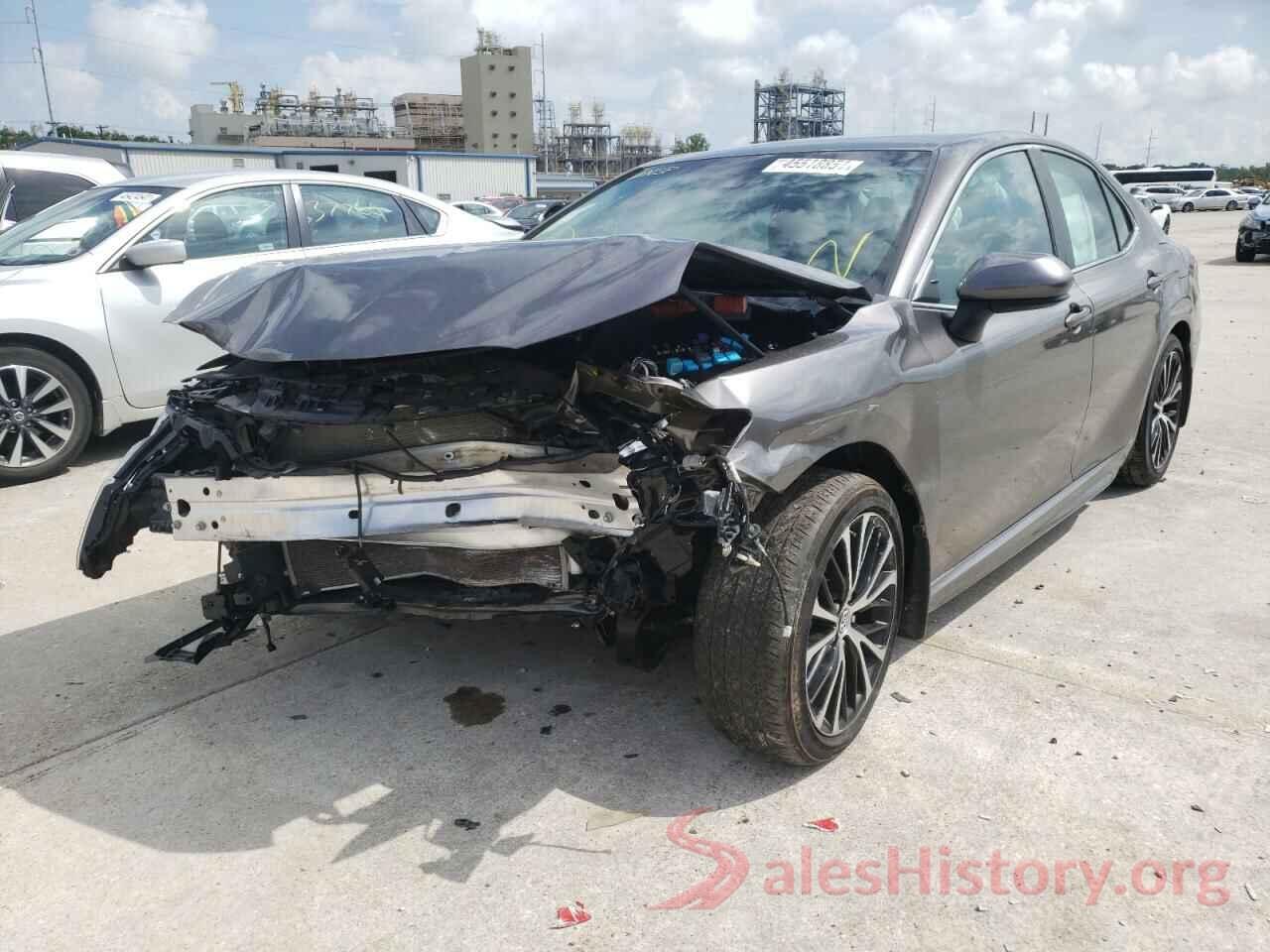 4T1B11HK1JU105041 2018 TOYOTA CAMRY