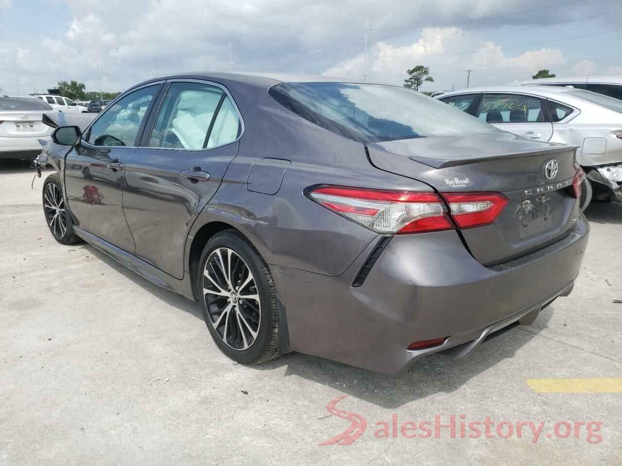 4T1B11HK1JU105041 2018 TOYOTA CAMRY