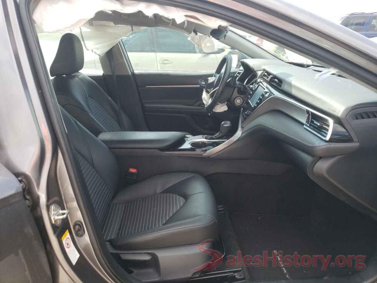 4T1B11HK1JU105041 2018 TOYOTA CAMRY