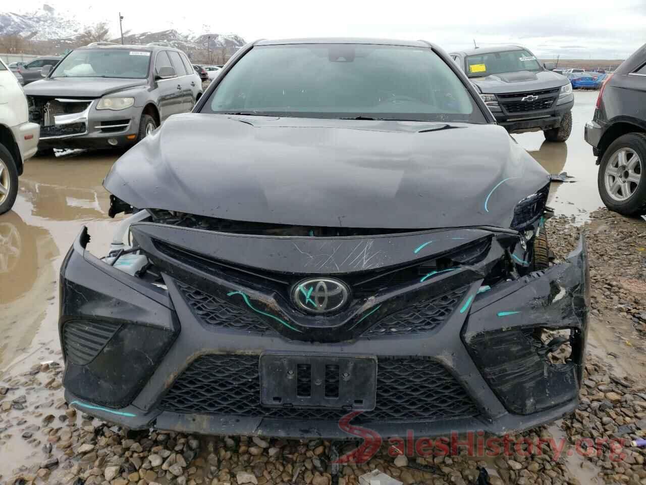 4T1B11HKXJU092726 2018 TOYOTA CAMRY