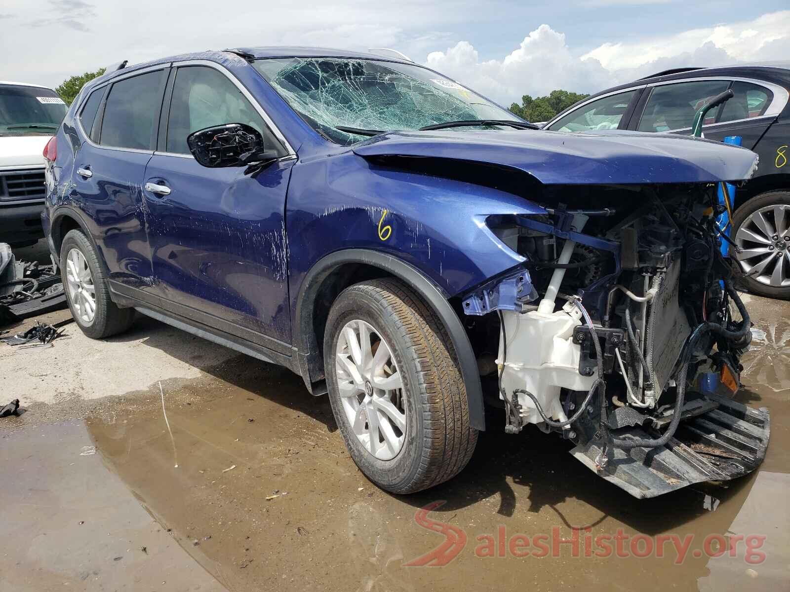 KNMAT2MT7JP599239 2018 NISSAN ROGUE