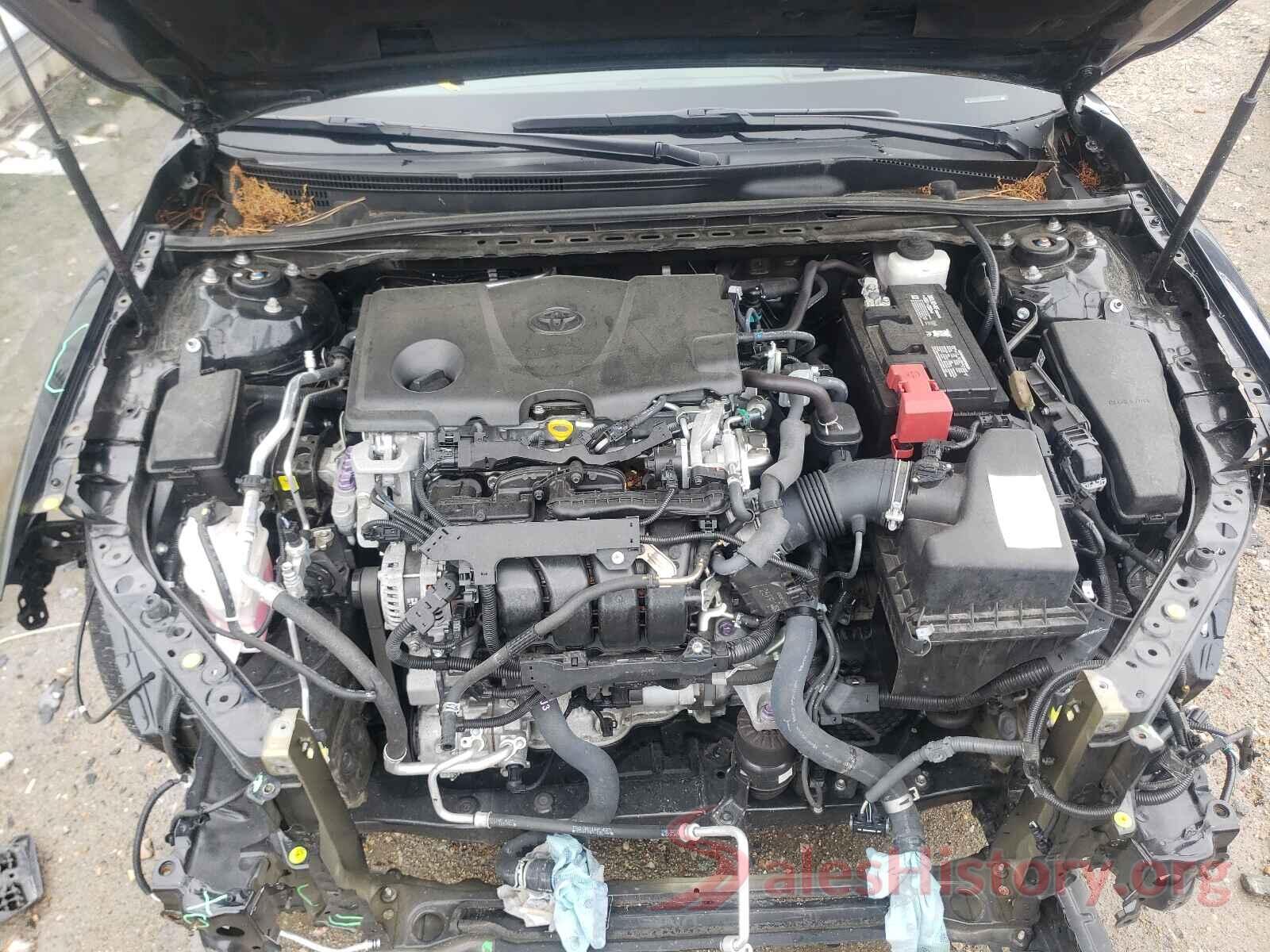 4T1B11HK1JU525723 2018 TOYOTA CAMRY