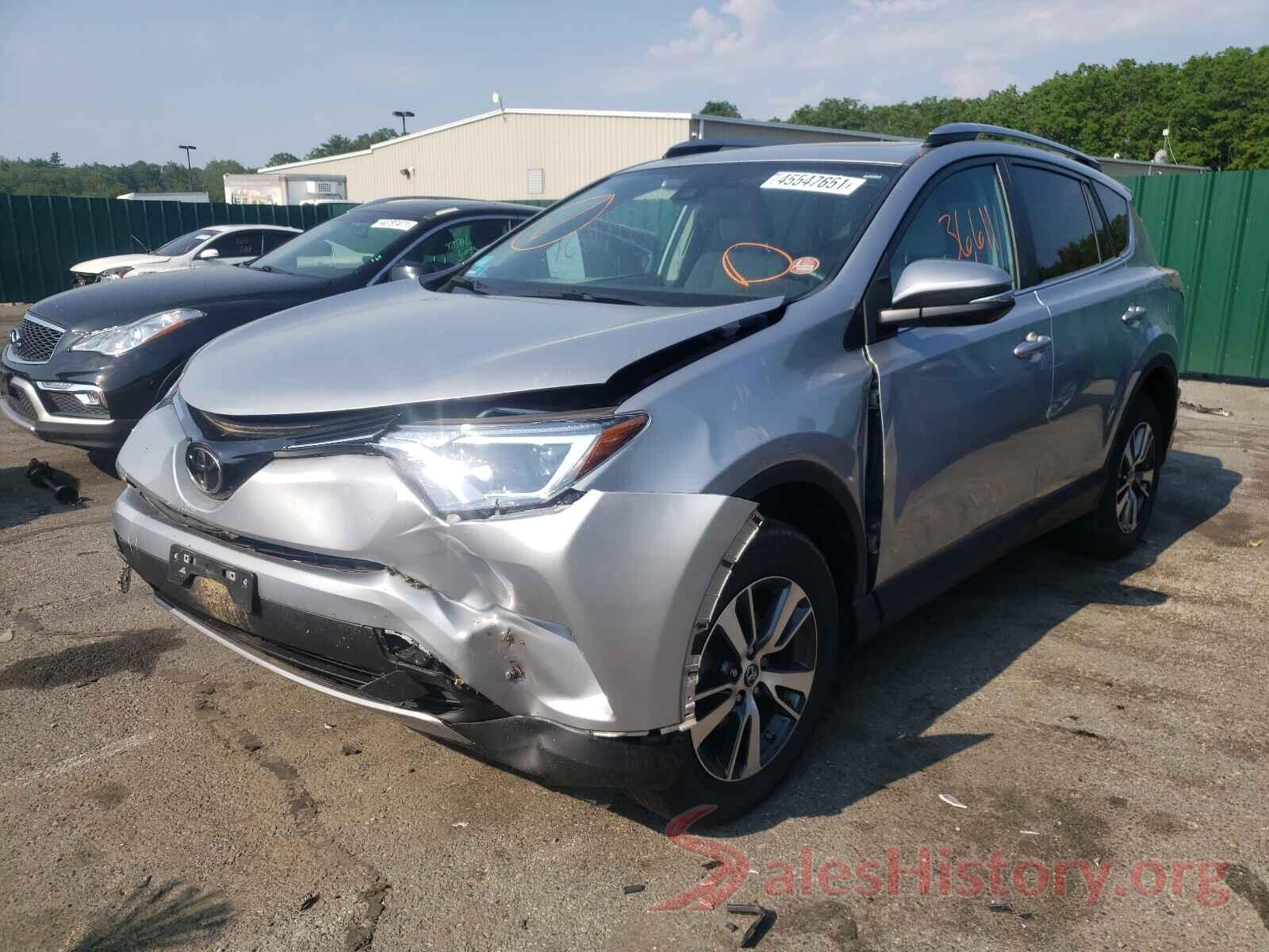 2T3RFREV5JW710734 2018 TOYOTA RAV4