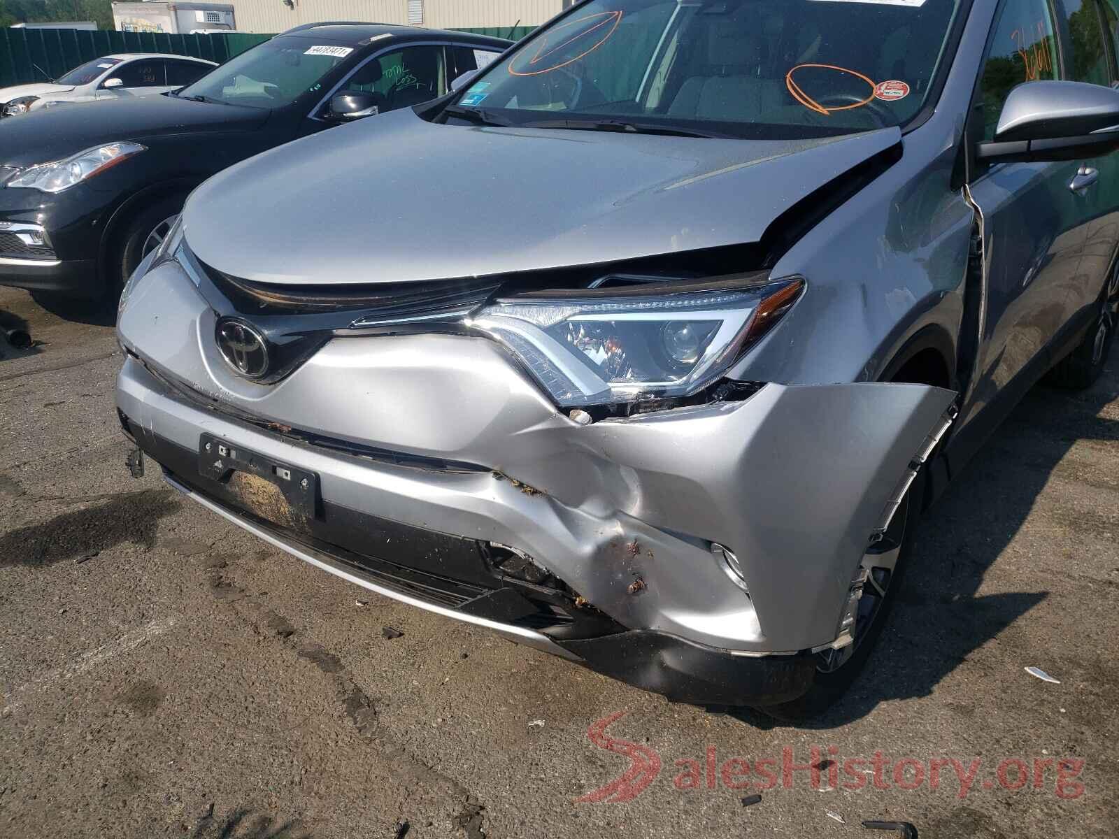 2T3RFREV5JW710734 2018 TOYOTA RAV4