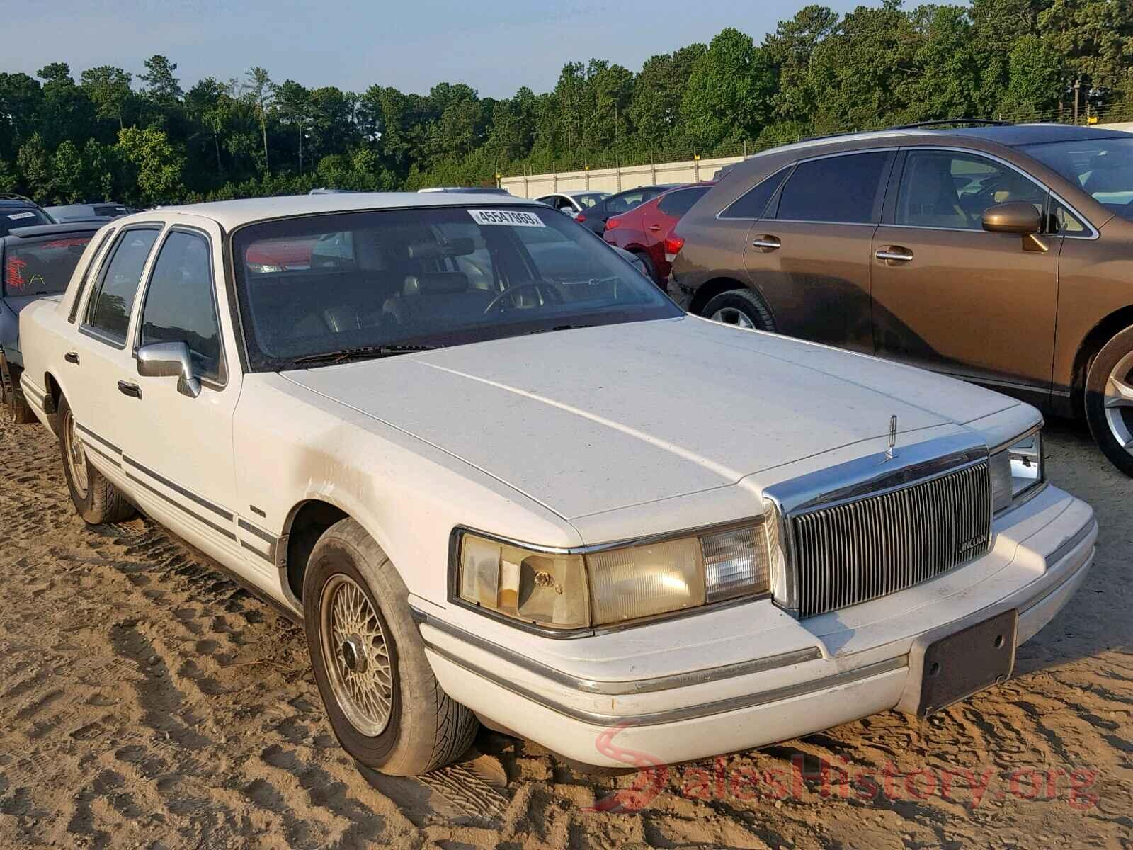 1LNLM81W7NY725523 1992 LINCOLN TOWNCAR